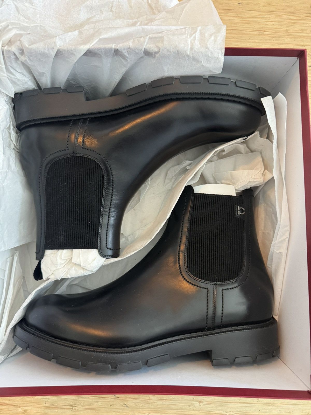 Salvatore Ferragamo Ferragamo Chelsea Boots - Never Worn Size US 11.5 / EU 44-45 - 2 Thumbnail