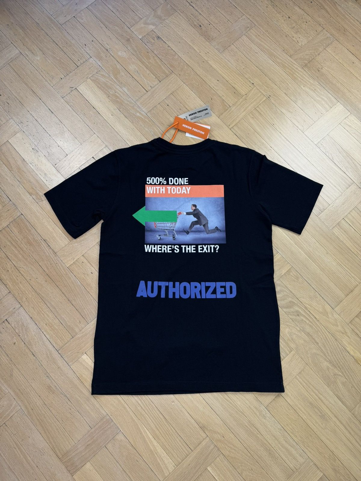 HERON PRESTON AUTHORIZED BLACK OVERSIZE 3D GRAPHIC TEE