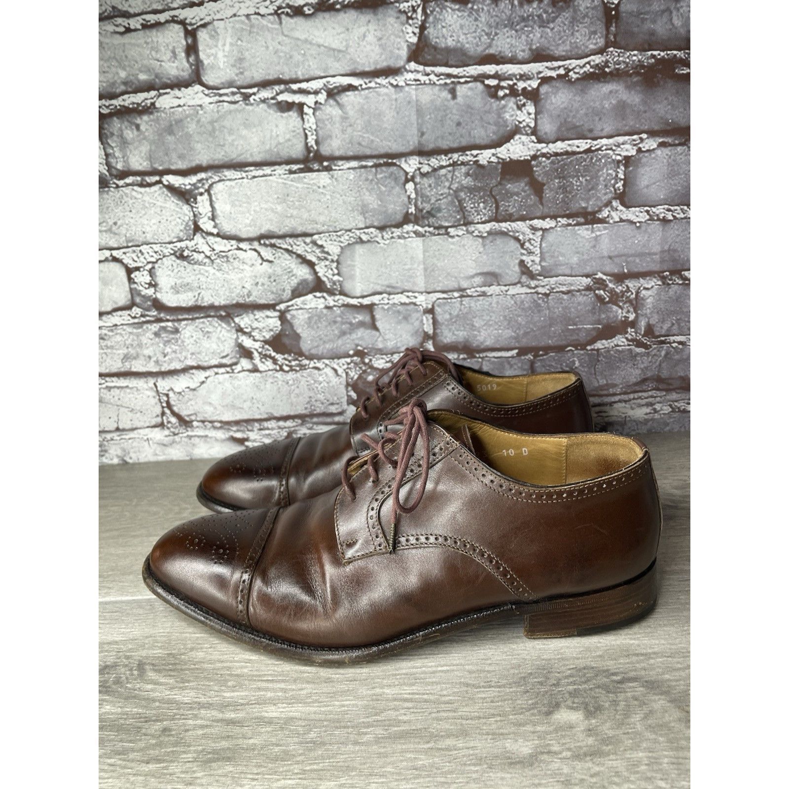 Ralph Lauren Polo Ralph Lauren Brown Leather Cap Toe Wingtip Oxford Dress Size US 10 / EU 43 - 19 Thumbnail