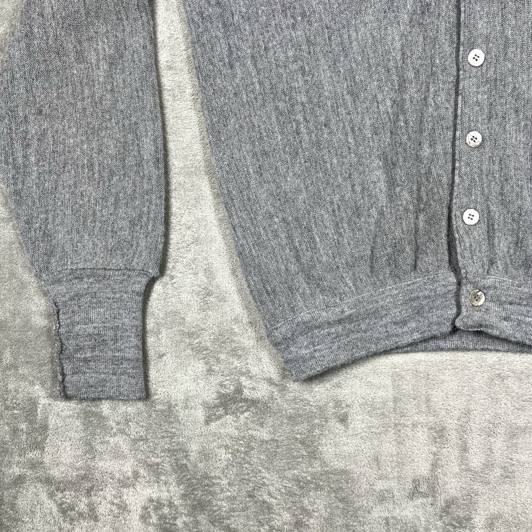 Vintage VINTAGE Jefflinks Cardigan Sweater Mens XL Gray 100% DuPont Orlon Knit Tight-Knit Fair Isle V-Neck Long Sleeve Hand Wash Only Regular Fit Crew? Size US XL / EU 56 / 4 - 3 Thumbnail