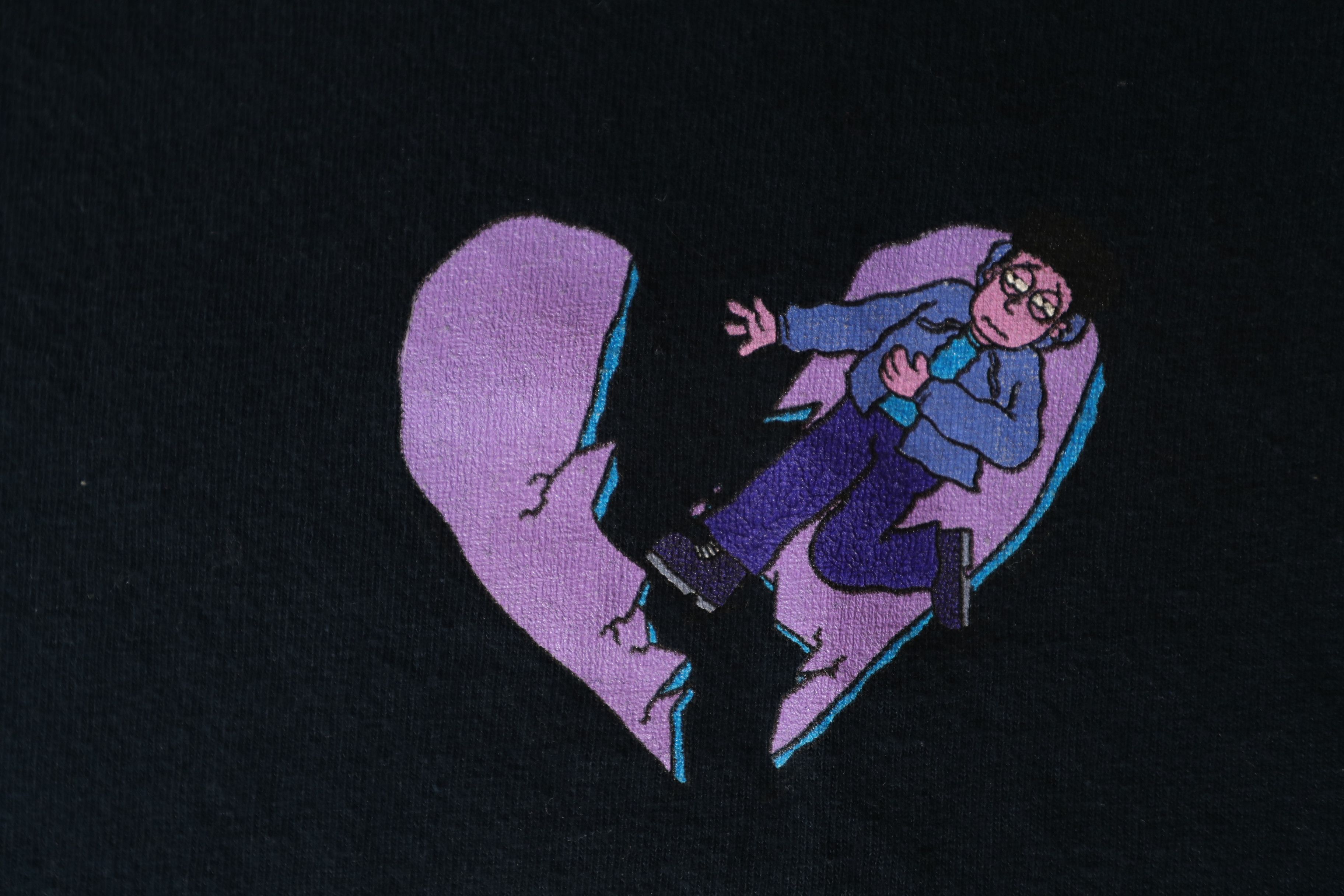 Alstyle Broken Heart Cartoon Tee (M) Size US M / EU 48-50 / 2 - 5 Thumbnail
