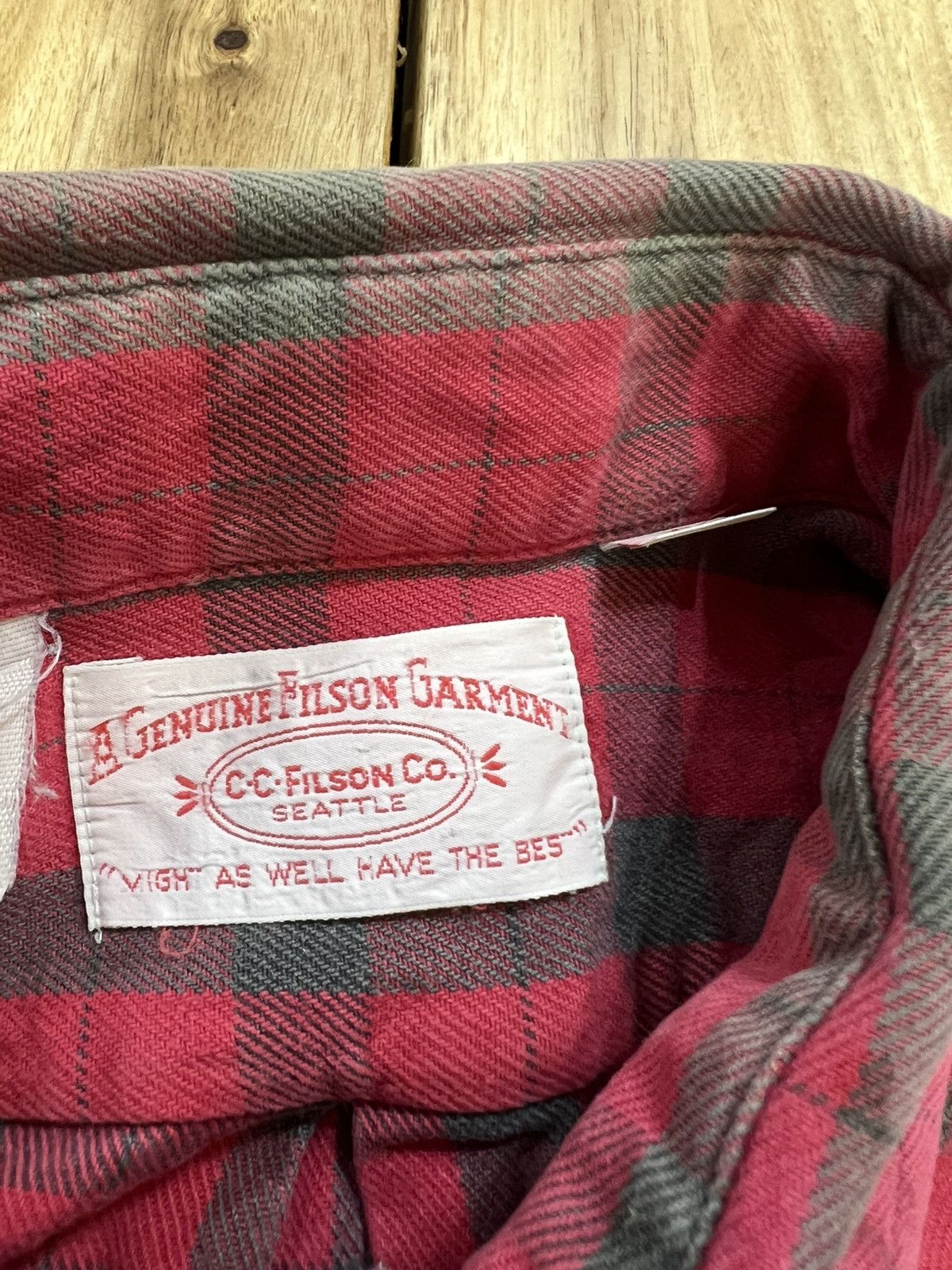 Filson C. Filson Union Made Distress Flannel Size US XL / EU 56 / 4 - 7 Thumbnail