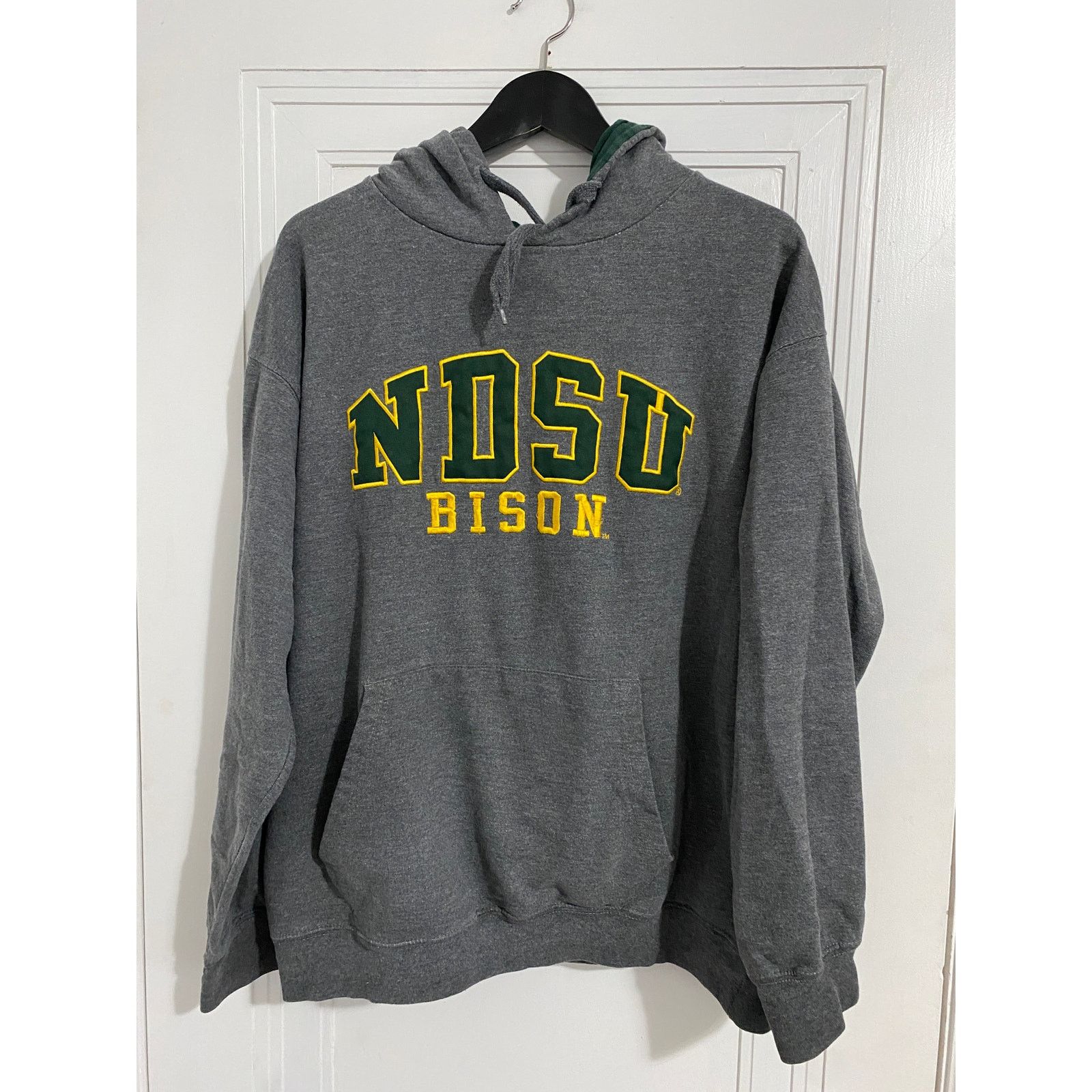 NCAA NDSU Bison Gray Stitched College Hoodie Sweatshirt Size M Size US M / EU 48-50 / 2 - 2 Thumbnail