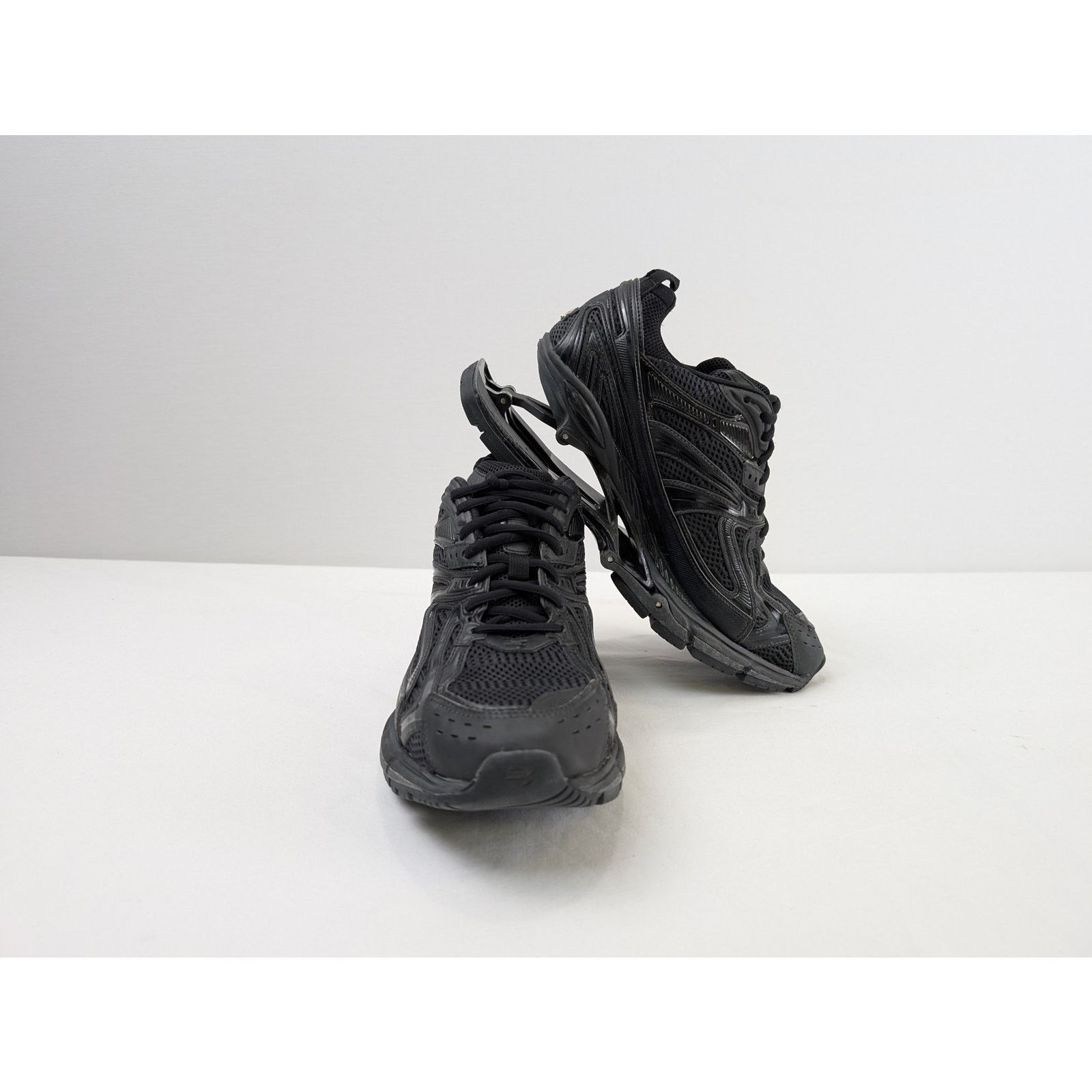 Balenciaga o1rshd1 Mesh Rubber Single X-Pander Sneakers in Black Size US 6 / EU 39 - 16 Thumbnail