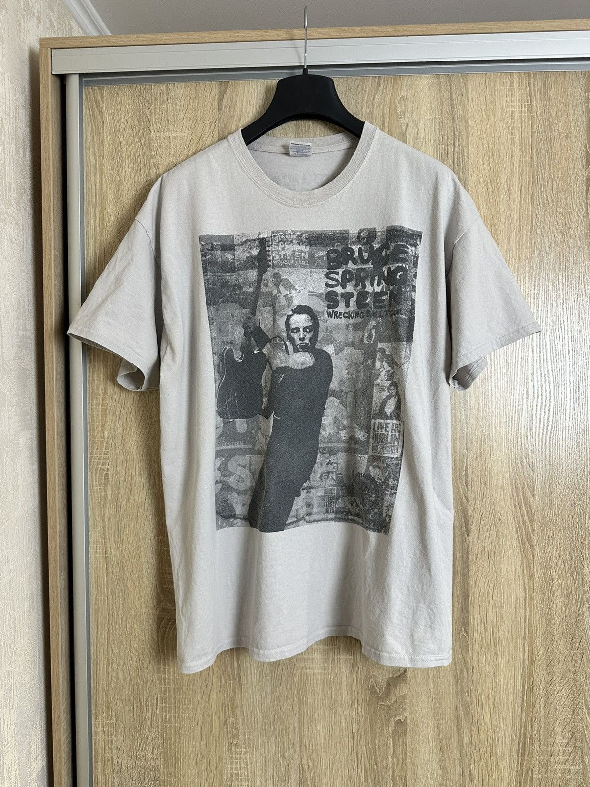 Band Tees 🔥 Bruce Springsteen Wrecking Ball World Tour 2012 T Shirt Size US XL / EU 56 / 4 - 1 Thumbnail