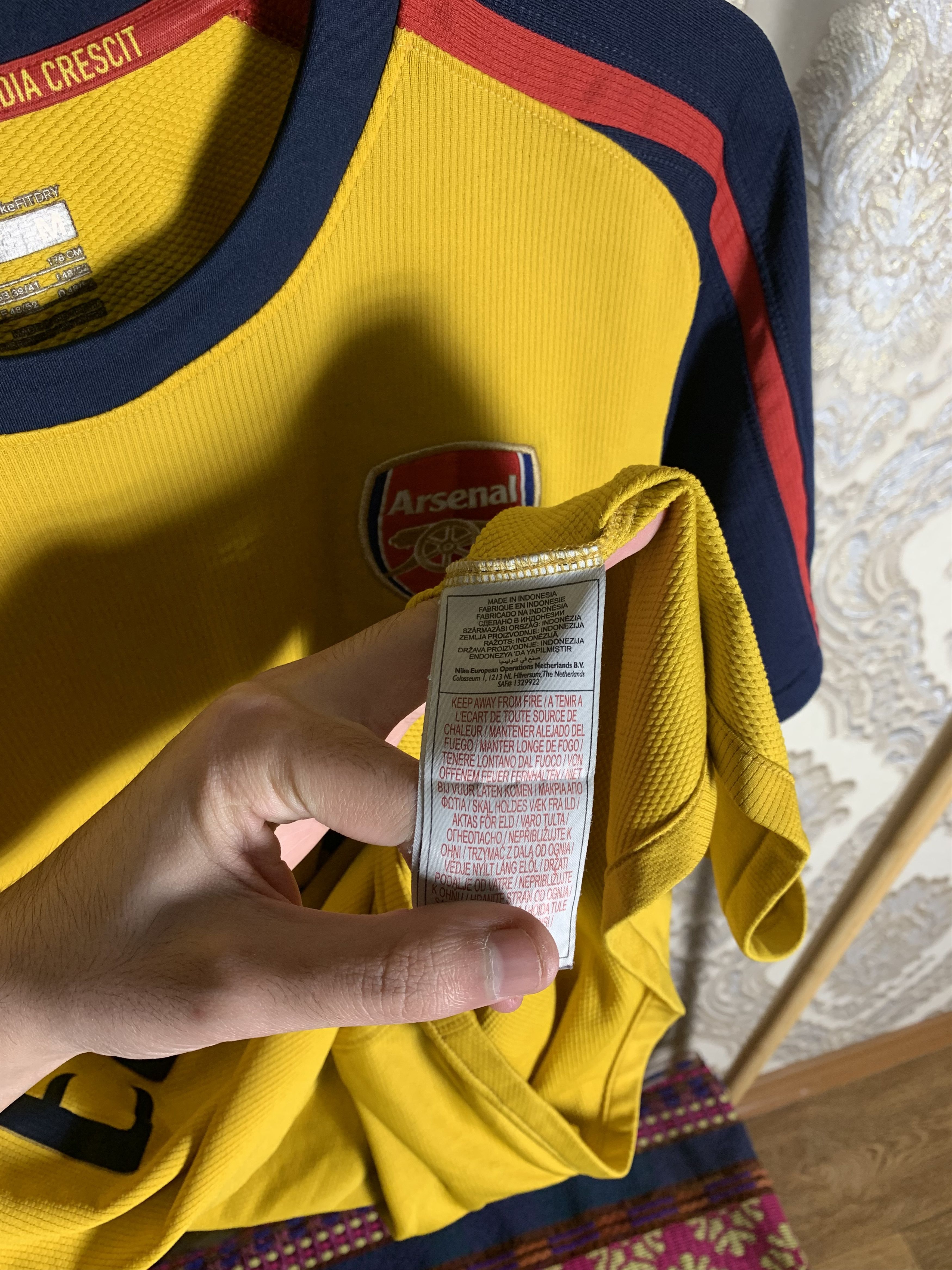 Nike VINTAGE NIKE FC ARSENAL LONDON ENGLAND SOCCER JERSEY RETRO Size US M / EU 48-50 / 2 - 4 Thumbnail