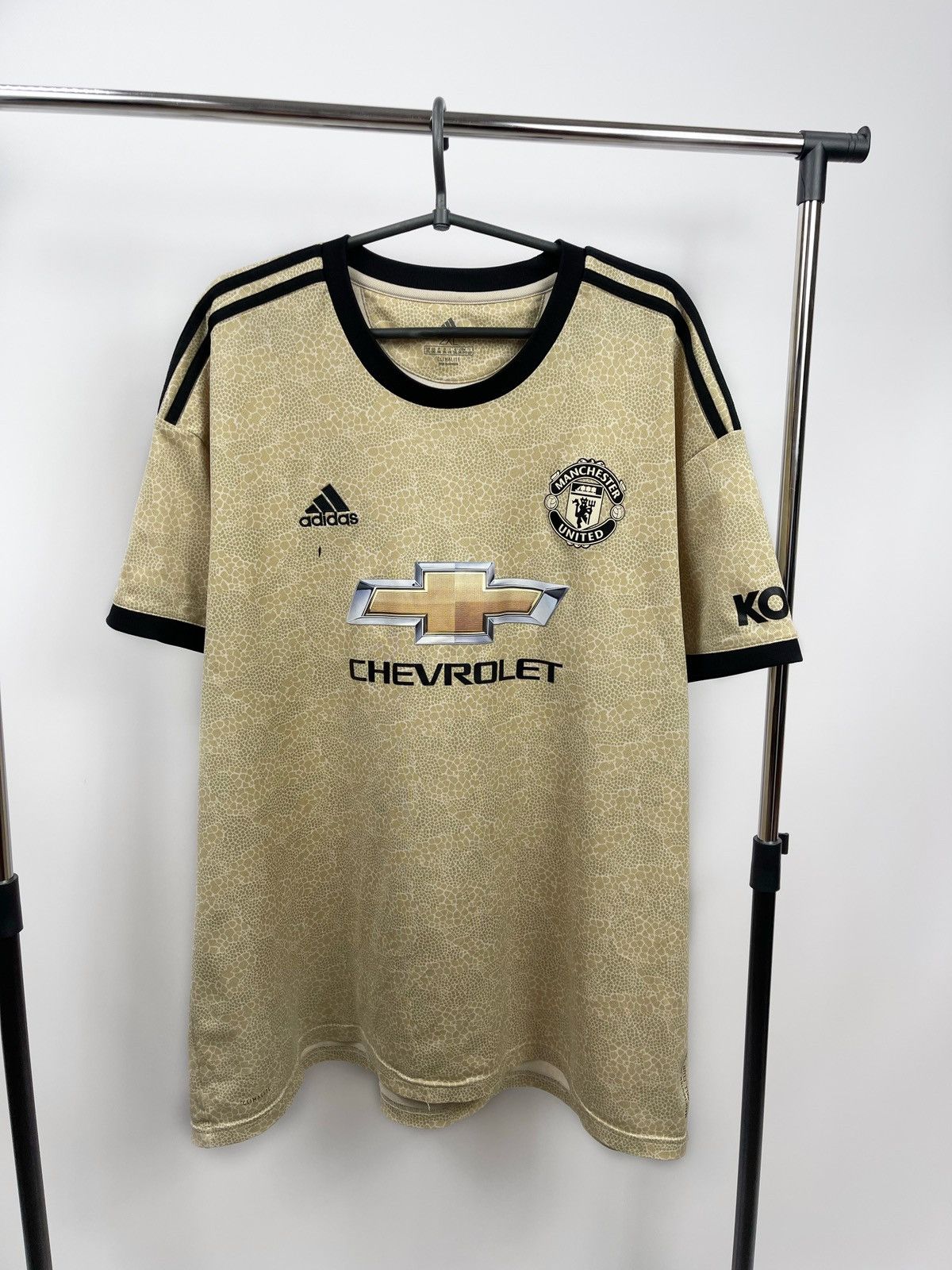 Adidas × Vintage Adidas Manchester United 2019 2020 Tan Away Jersey Size 2XL Size US XXL / EU 58 / 5 - 1 Thumbnail