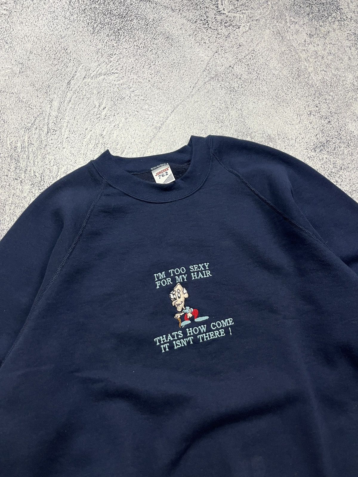 Jerzees × Russell Athletic × Vintage Vintage Funny I’m Too Sexy For My Hair Balding Sweatshirt Size US XL / EU 56 / 4 - 6 Thumbnail