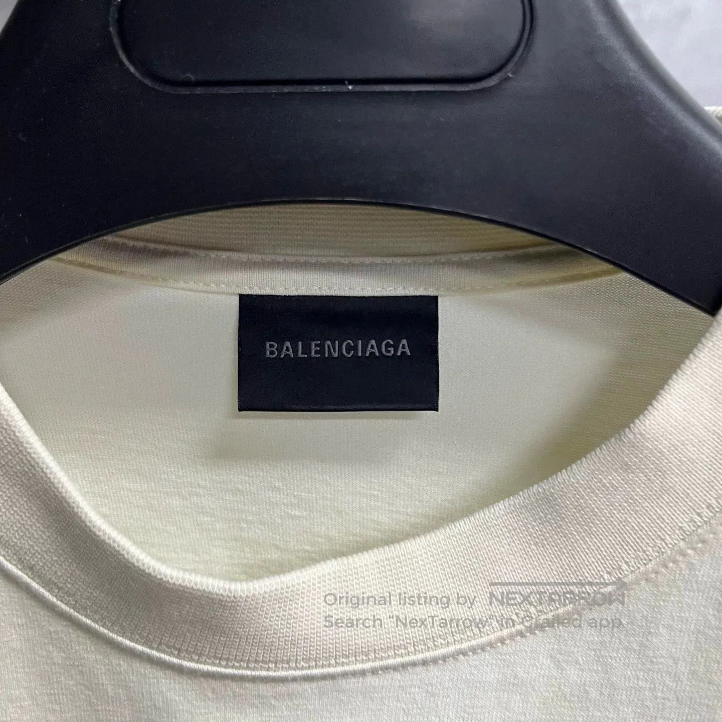 Balenciaga Balenciaga Beige Logo Print Oversized T. Size US XXS / EU 40 - 2 Thumbnail