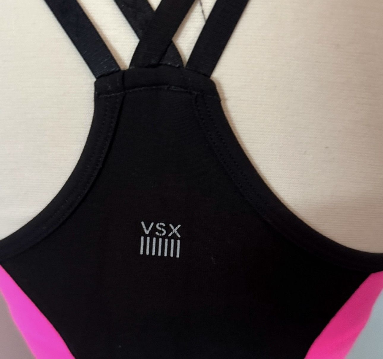 Victoria's Secret Victoria’s Secret VSX Sport Very Sexy Tank Top Size XS / US 0-2 / IT 36-38 - 3 Thumbnail