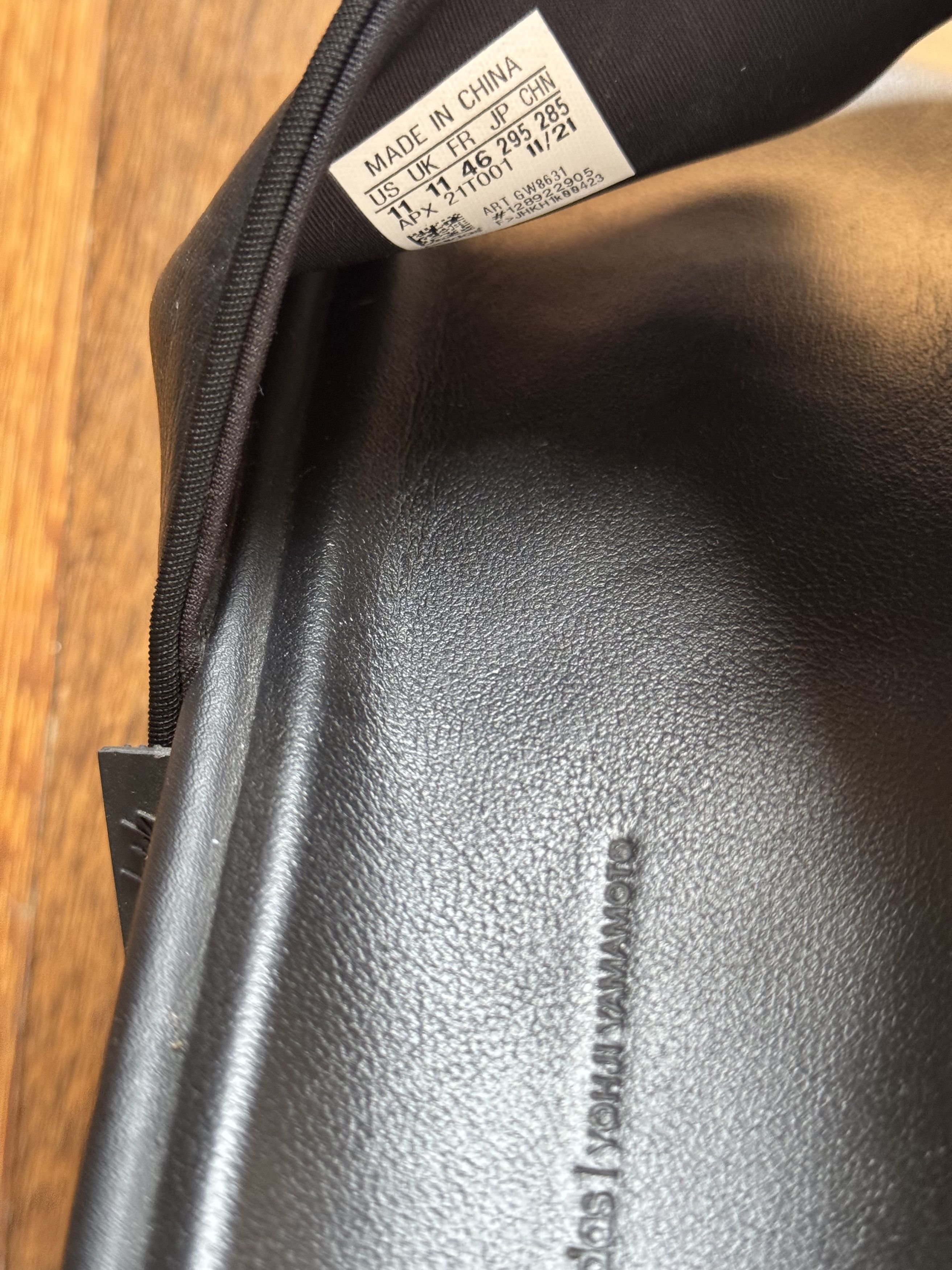 Y-3 Y-3 Plain Leather Slides Size US 11 / EU 44 - 6 Thumbnail