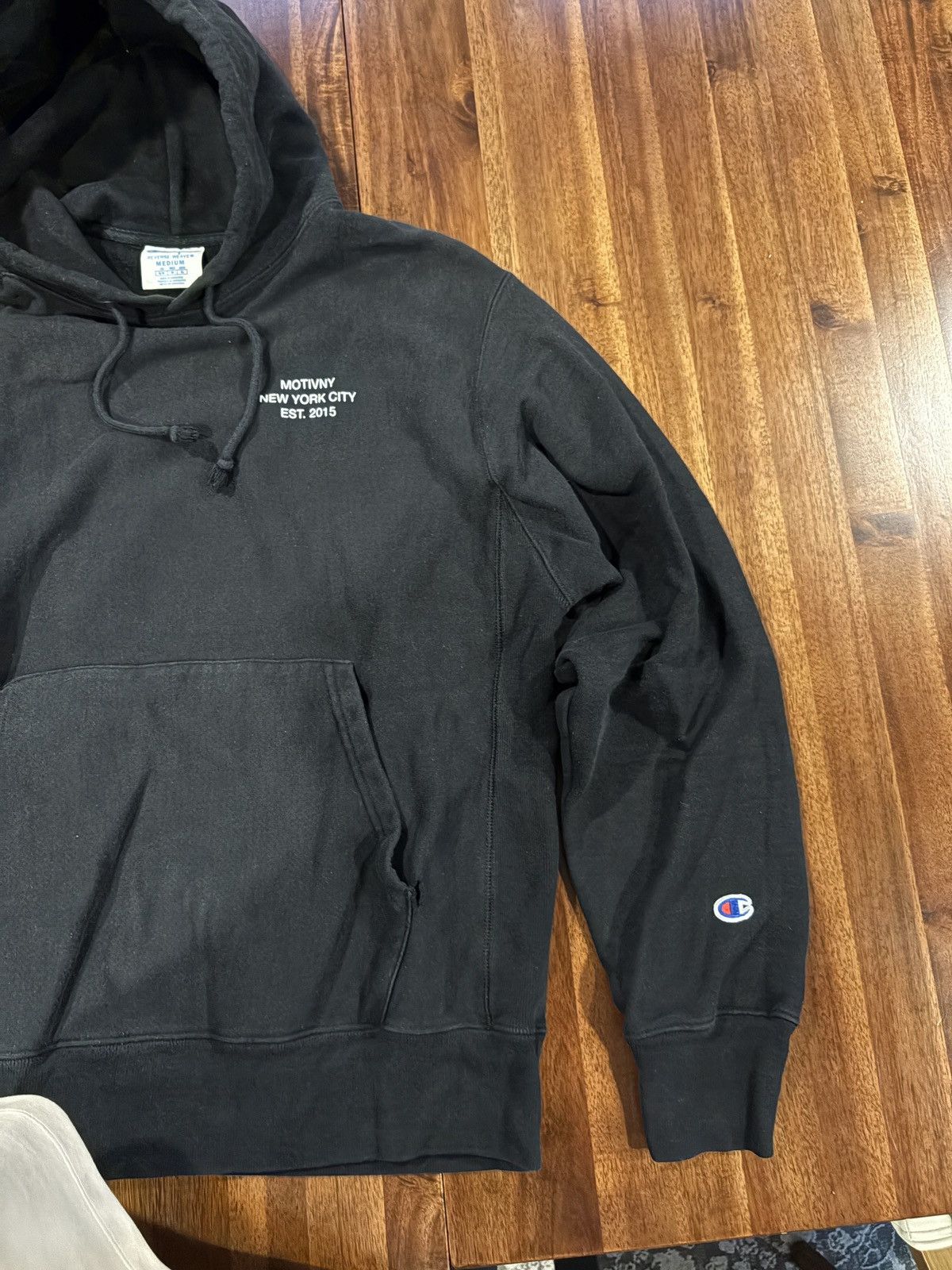 Champion Motivny graphic champion hoodie Size US M / EU 48-50 / 2 - 6 Thumbnail