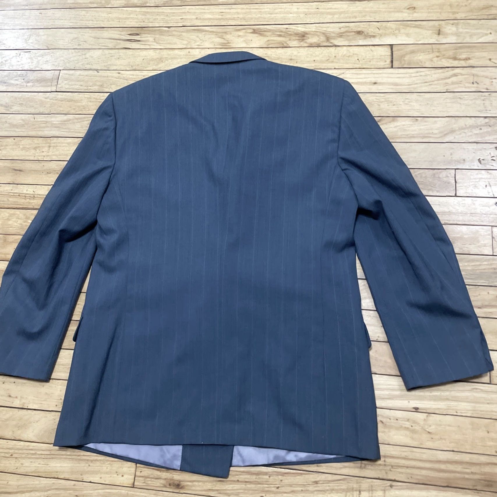 Vintage VINTAGE Mario Zignone 2 Piece Suit Men 44R Double-Breasted Gray Blue Stripe Peak Lapel Size 44R - 2 Thumbnail