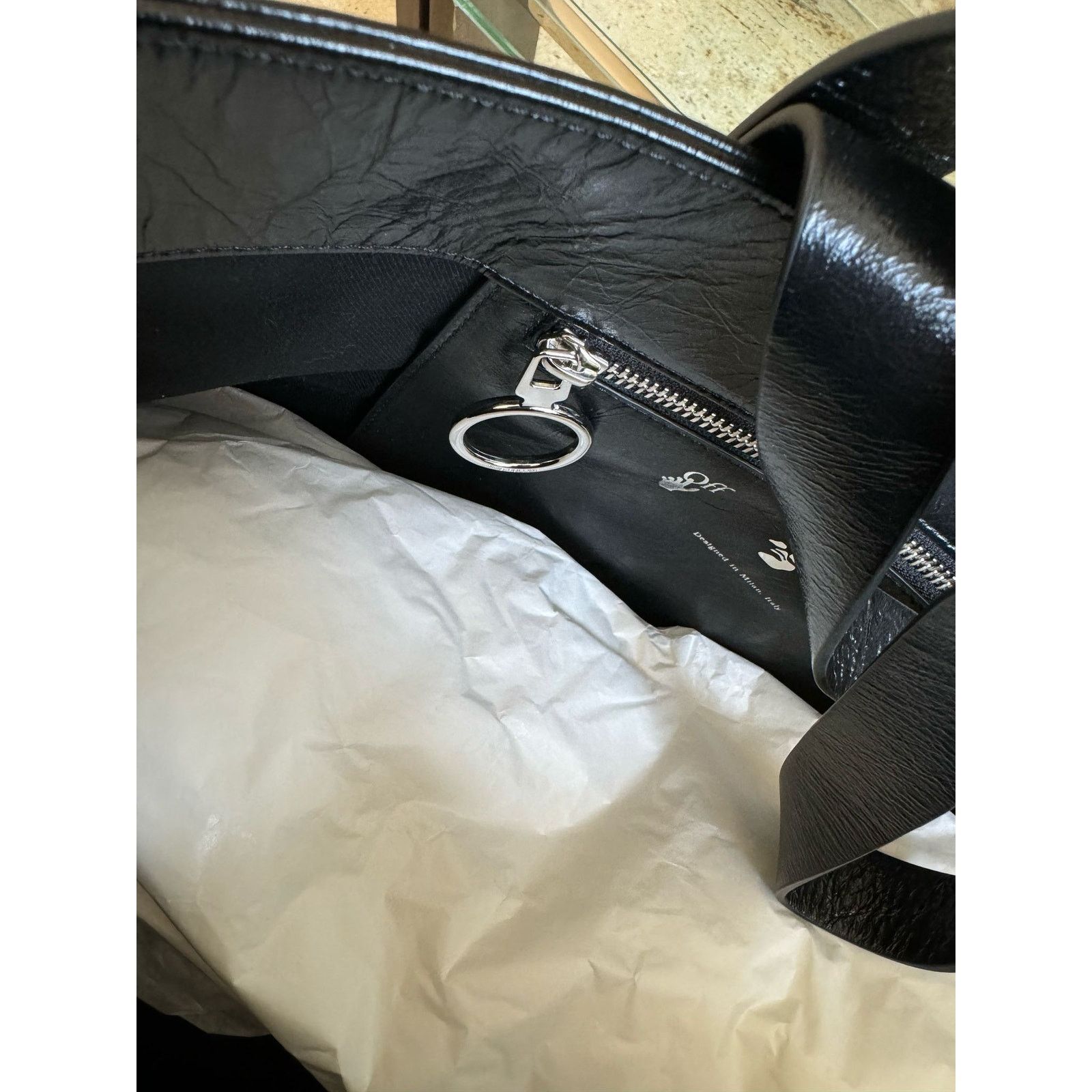 o1rshd1 Size: OS / Commercial Tote Bag in Black/White
