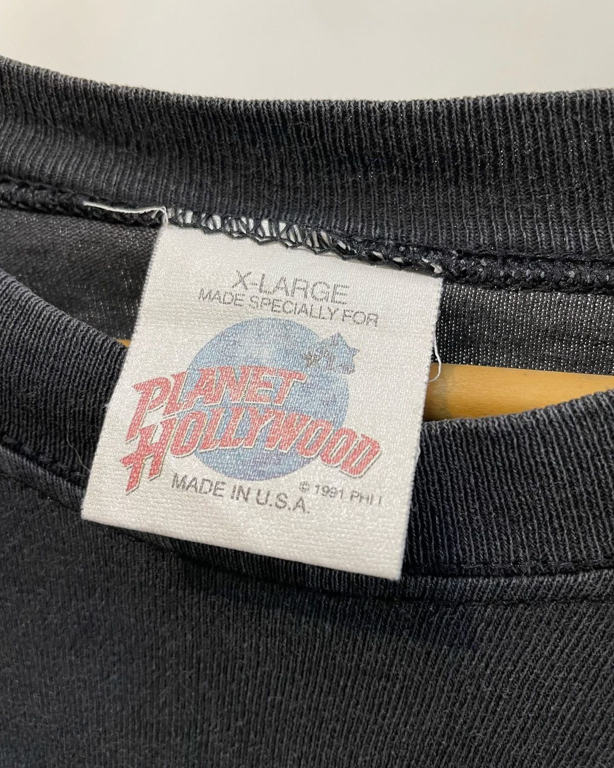 Planet Hollywood Planet hollywood 90‘s Size US XL / EU 56 / 4 - 3 Thumbnail
