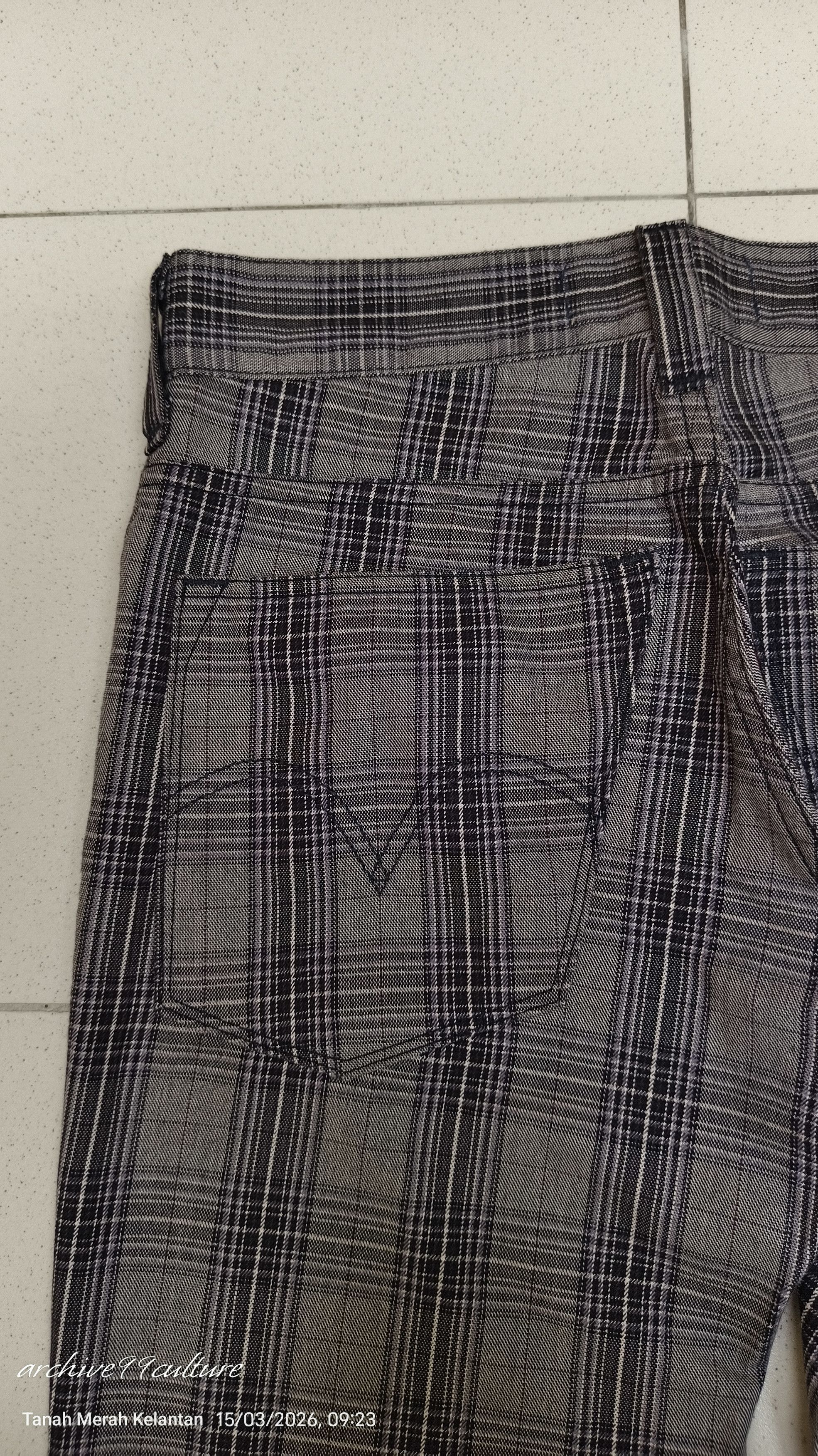 Levi's Levi’s Japan 511 Slim Plaid Tartan Checkered Trousers Size US 30 / EU 46 - 14 Thumbnail