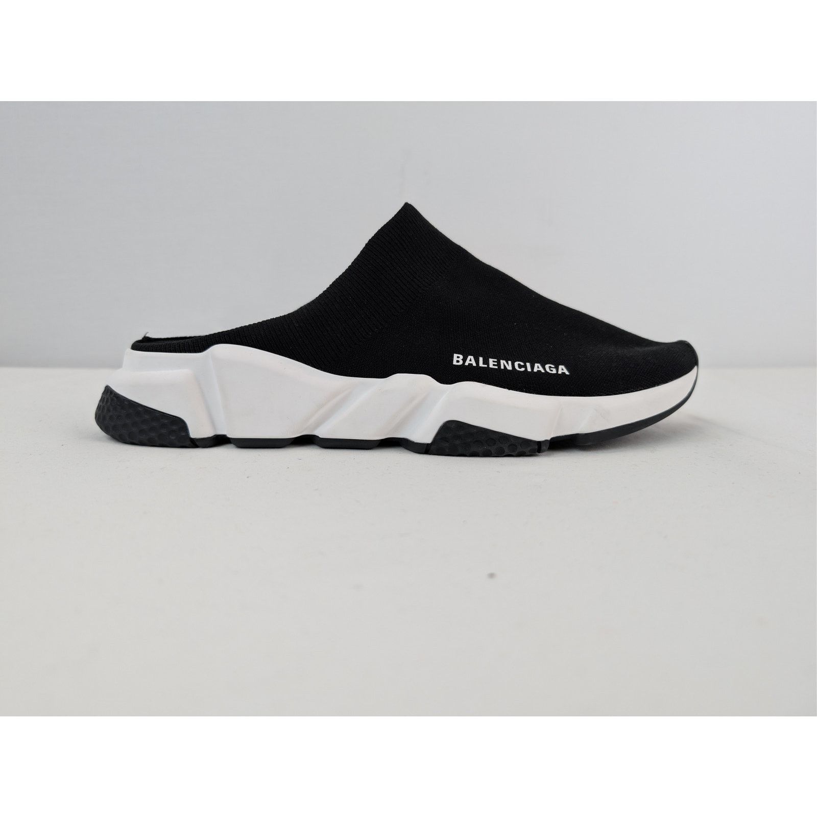 Balenciaga o1rshd1 Speed Mule Slide Slipper in Black / White Size US 10 / EU 43 - 1 Thumbnail