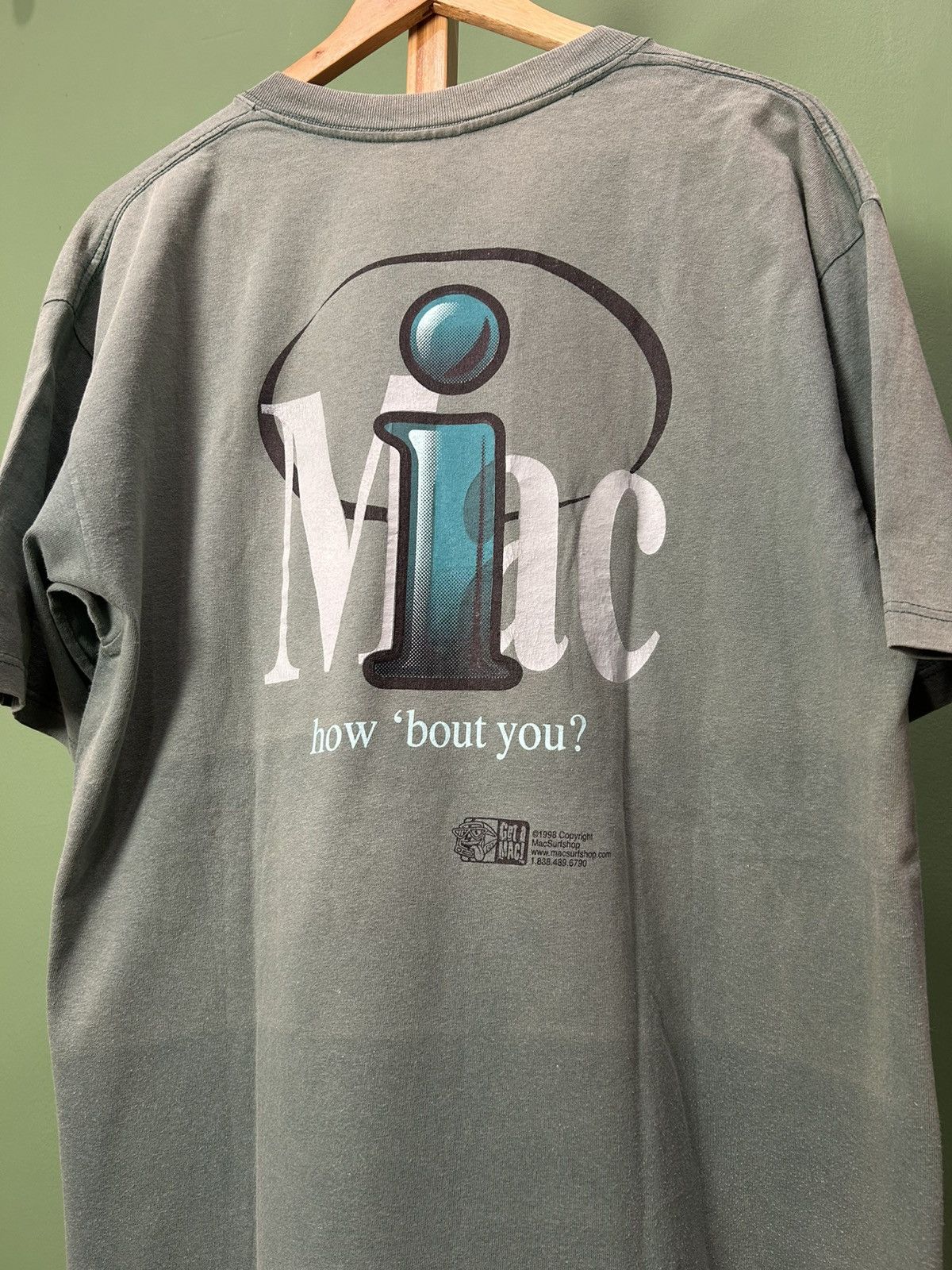Vintage Apple I Mac Get A Mac How ‘bout You? 1998 Vintage Size US L / EU 52-54 / 3 - 2 Thumbnail