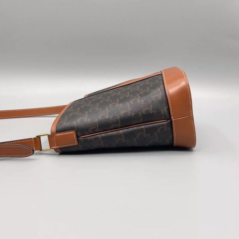 Celine Celine Vintage Monogram Bucket Bag Size ONE SIZE - 4 Thumbnail