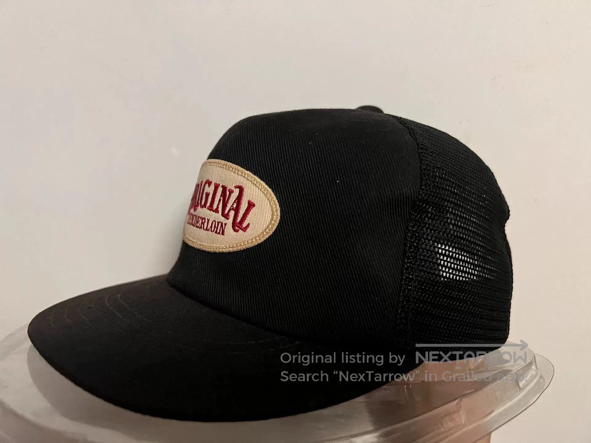 Carhartt original trucker cap with oval patch. Size ONE SIZE - 2 Thumbnail