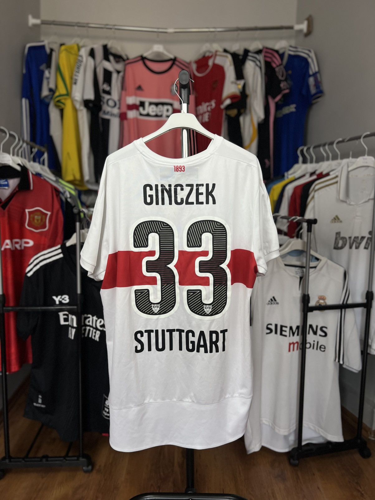Puma Soccer Jersey Puma Stuttgart 2015/16 Ginczek #33 Size US XL / EU 56 / 4 - 1 Thumbnail