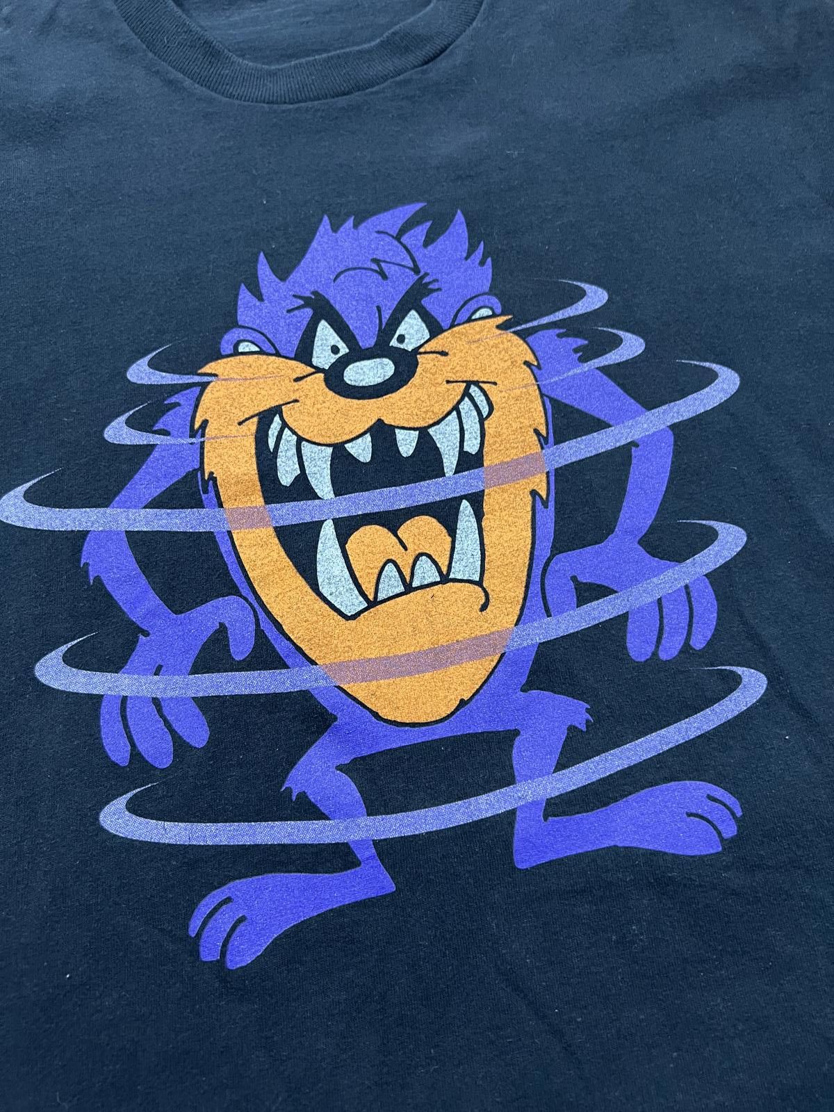 Fruit Of The Loom Vintage XL T-Shirt with Tasmanian Devil Graphic Size ONE SIZE - 2 Thumbnail