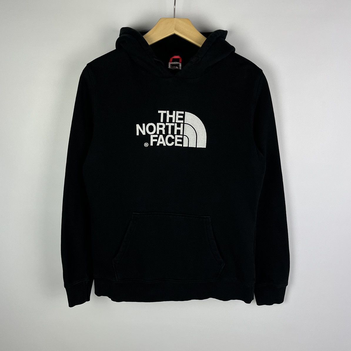 The North Face The North Face Black Hoodie Big Logo Size M Outdoor Gorpcore Size M / US 6-8 / IT 42-44 - 1 Thumbnail