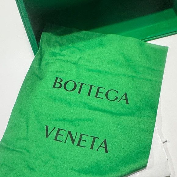 Bottega Veneta Bottega Veneta Cream and Black Sunglasses Size ONE SIZE - 7 Thumbnail