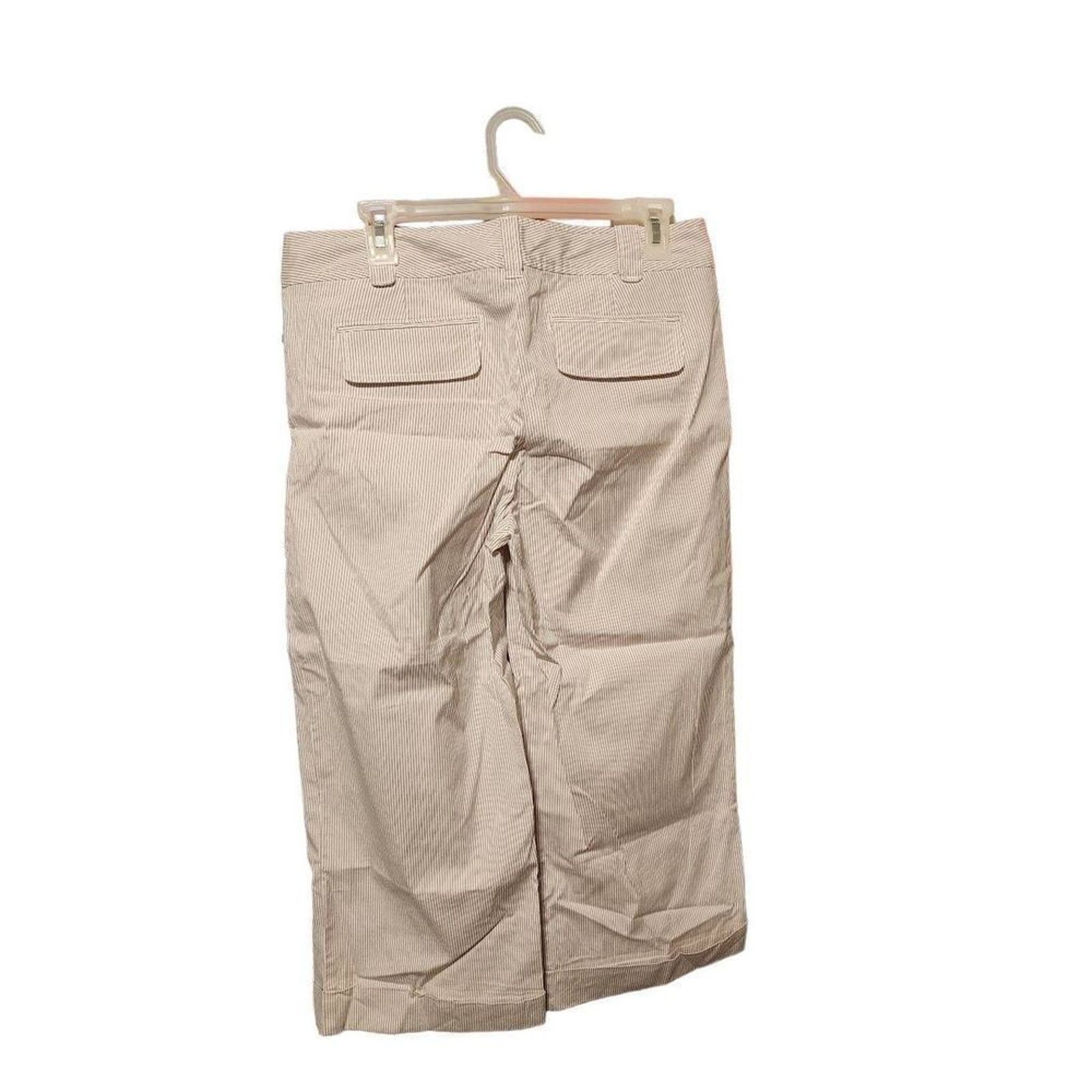 Nautica Nautica size 8 tan capris Size 30" / US 8 / IT 44 - 3 Thumbnail