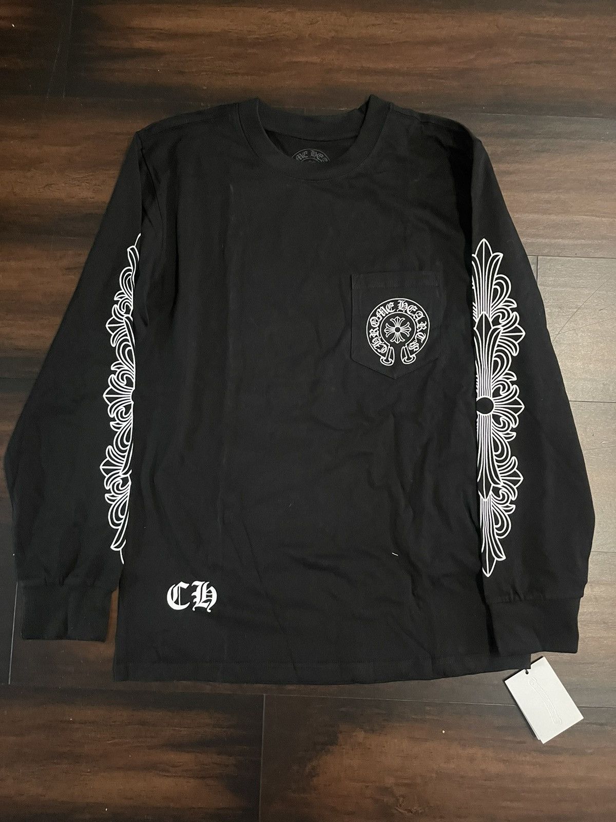 Image of Chrome Hearts “Los Angeles” Horseshoe Floral Long Sleeve in Black, Men's (Size Small)