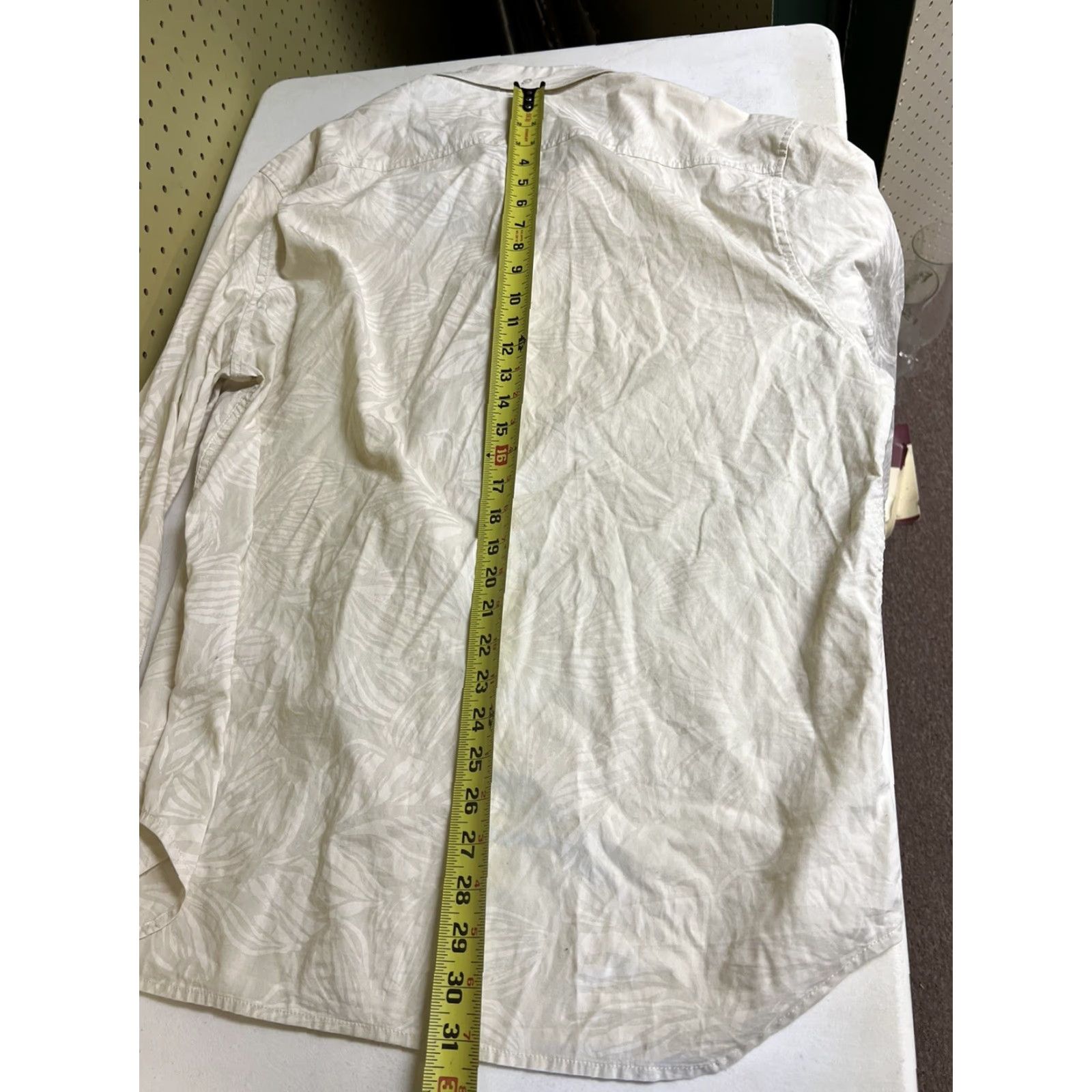 Chubbies Chubbies Mens 2XL Ivory Floral Hawaiian Long Sleeve Button-Down Shirt User: Chubbies Mens 2XL Ivory Floral Hawaiian Long Sleeve Button-Down Shirt Size US XXL / EU 58 / 5 - 7 Thumbnail