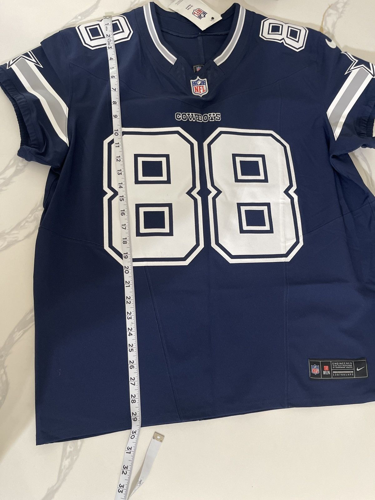 NFL × Nike NFL Nike Dallas Cowboys #88 Jersey Men’s Size L Navy Blue Size US M / EU 48-50 / 2 - 7 Thumbnail