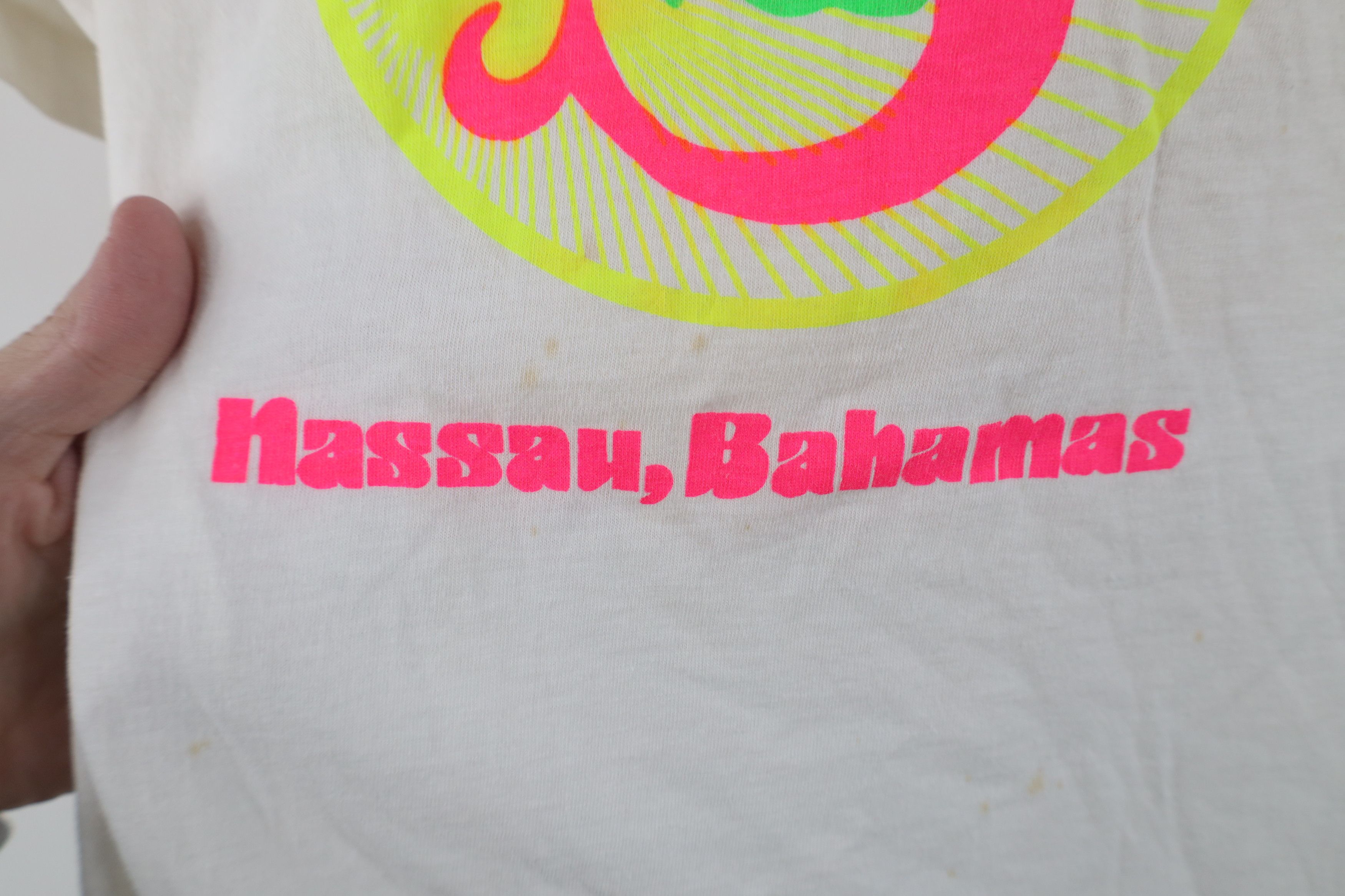 Vintage Vintage 70s 80s Streetwear Sun Divers Bahamas T-Shirt White Size L / US 10 / IT 46 - 5 Thumbnail