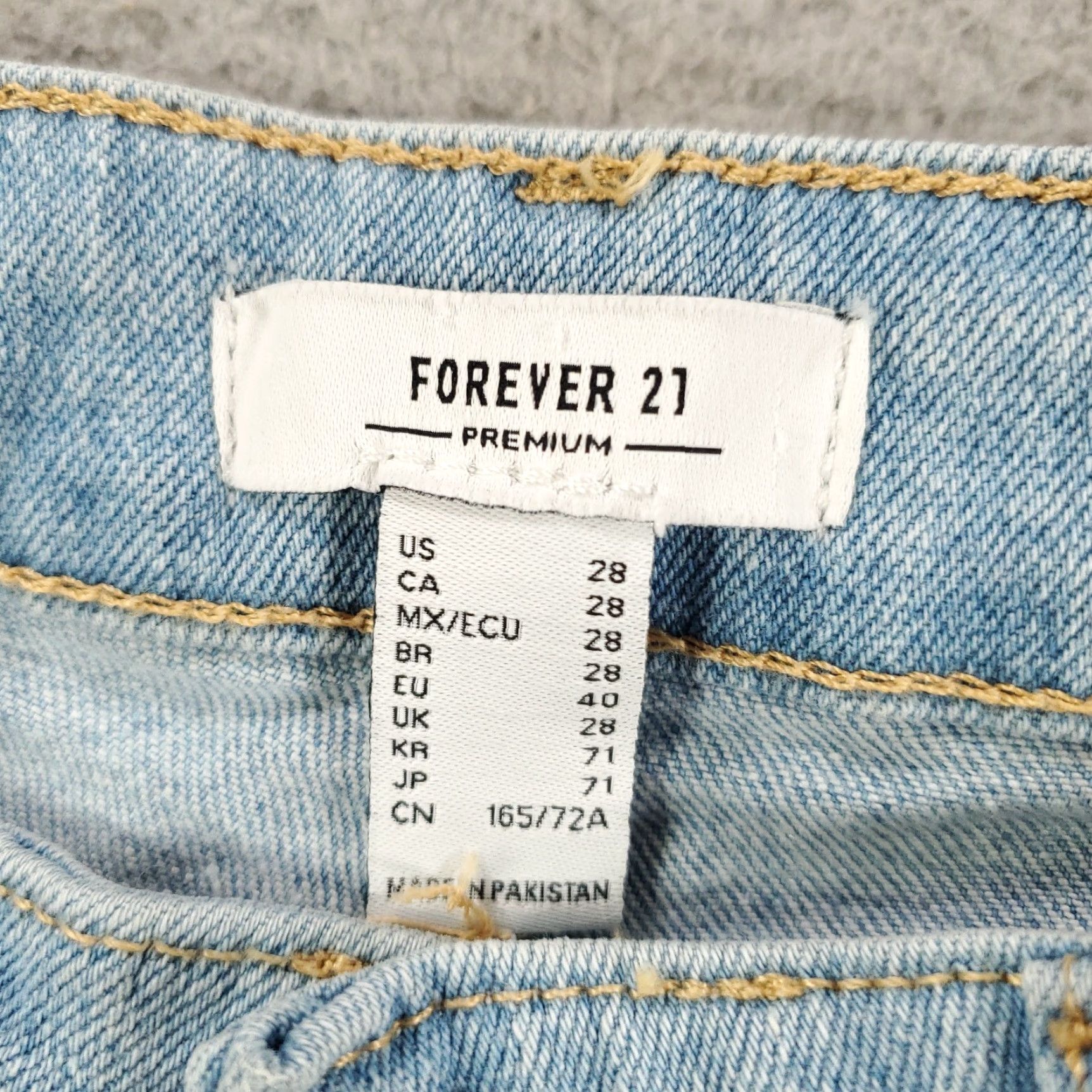 Forever 21 FOREVER 21 Jeans Skinny 28 Womens Distressed High Rise Light Wash NWT Jeans Women 5-Pocket Denim Stretch Urban 90s Grunge Modern Fit Size 26" / US 2 / IT 38 - 7 Thumbnail