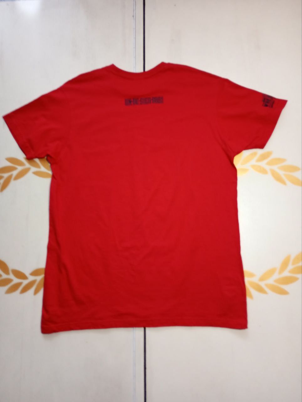 WWE Unbesiegbar WWE B&C T-Shirt Size US XL / EU 56 / 4 - 7 Thumbnail
