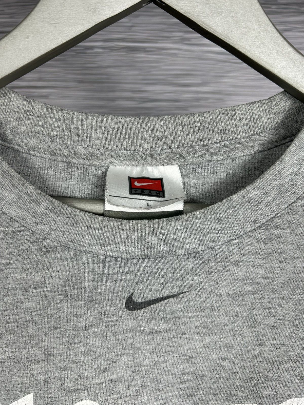 Nike Vintage Nike Chicago Home Of The White Socks T-Shirt Size L Size US L / EU 52-54 / 3 - 8 Thumbnail