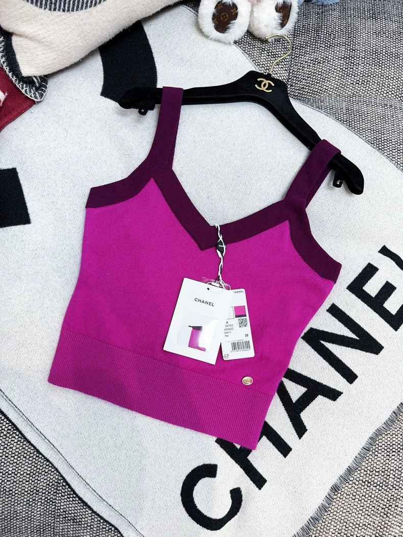 Chanel Chanel 20A Kangpeng Street Show Purple Cashmere Suspender Size XS / US 0-2 / IT 36-38 - 1 Thumbnail