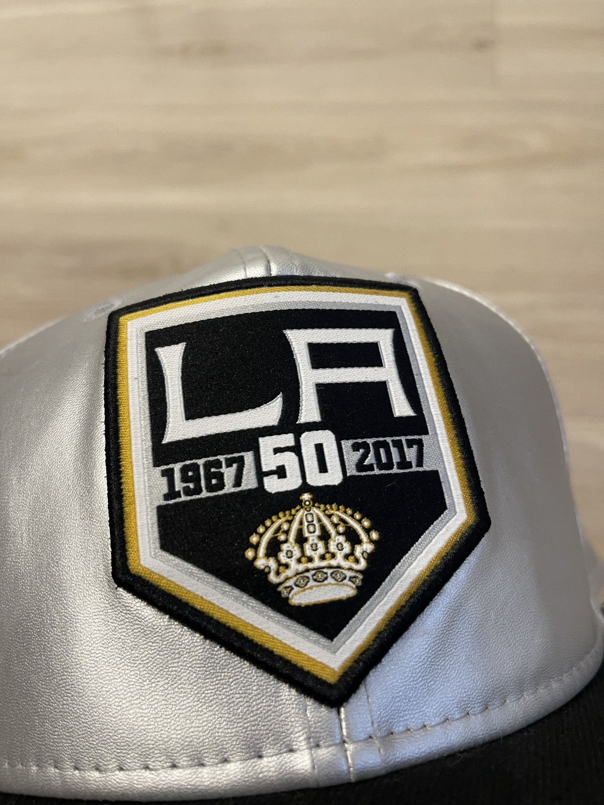 New Era LA Kings 50th Anniversary SILVER Hat cap New Era 59 fifty Size ONE SIZE - 6 Thumbnail