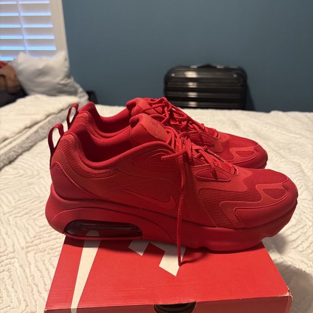 Nike Nike AirMax 200: University Res Size US 13 / EU 46 - 2 Thumbnail