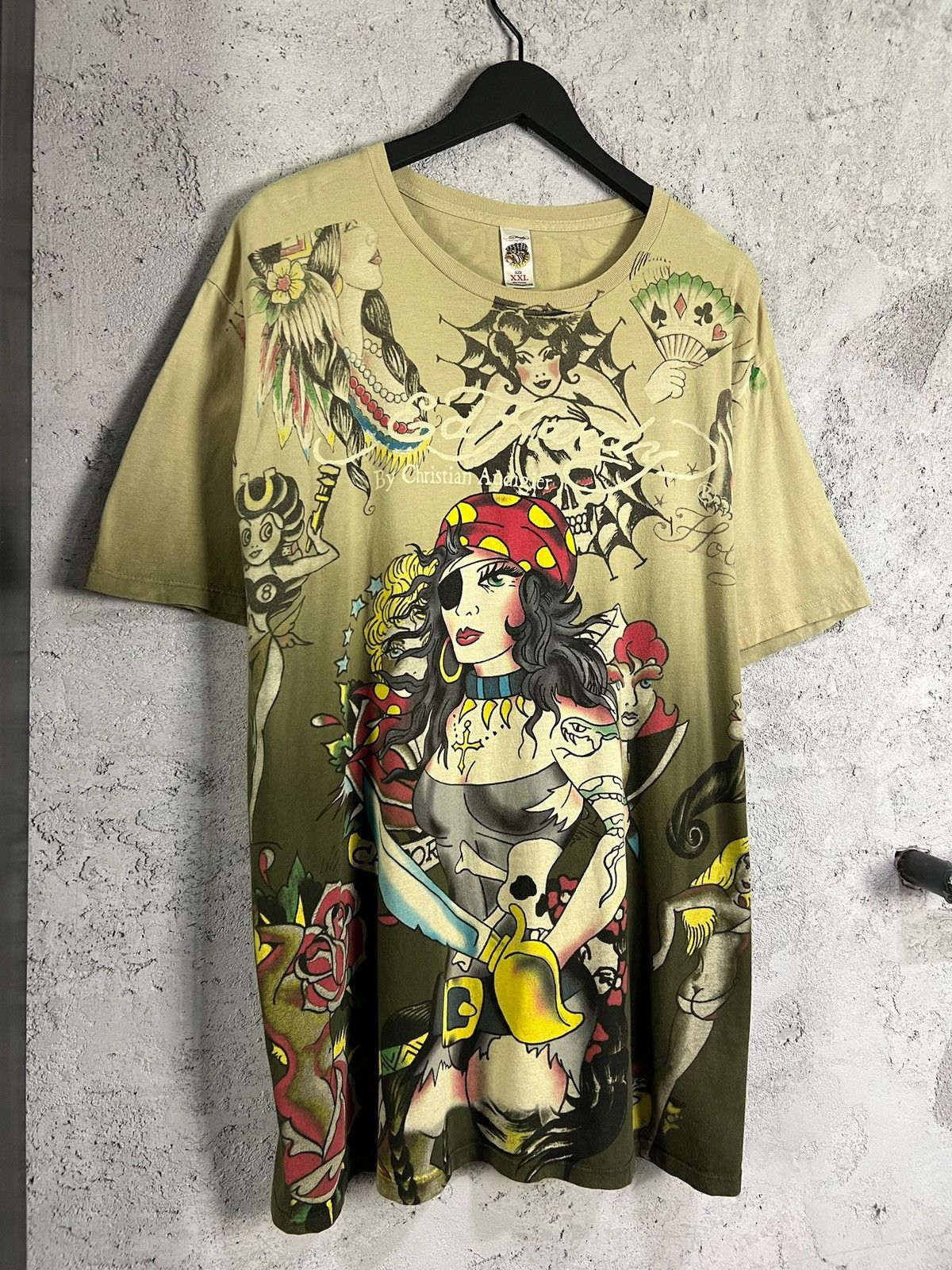 Ed Hardy Vintage Ed Hardy Christian Audigier sexy girl pirate t-shirt Size US XXL / EU 58 / 5 - 5 Thumbnail