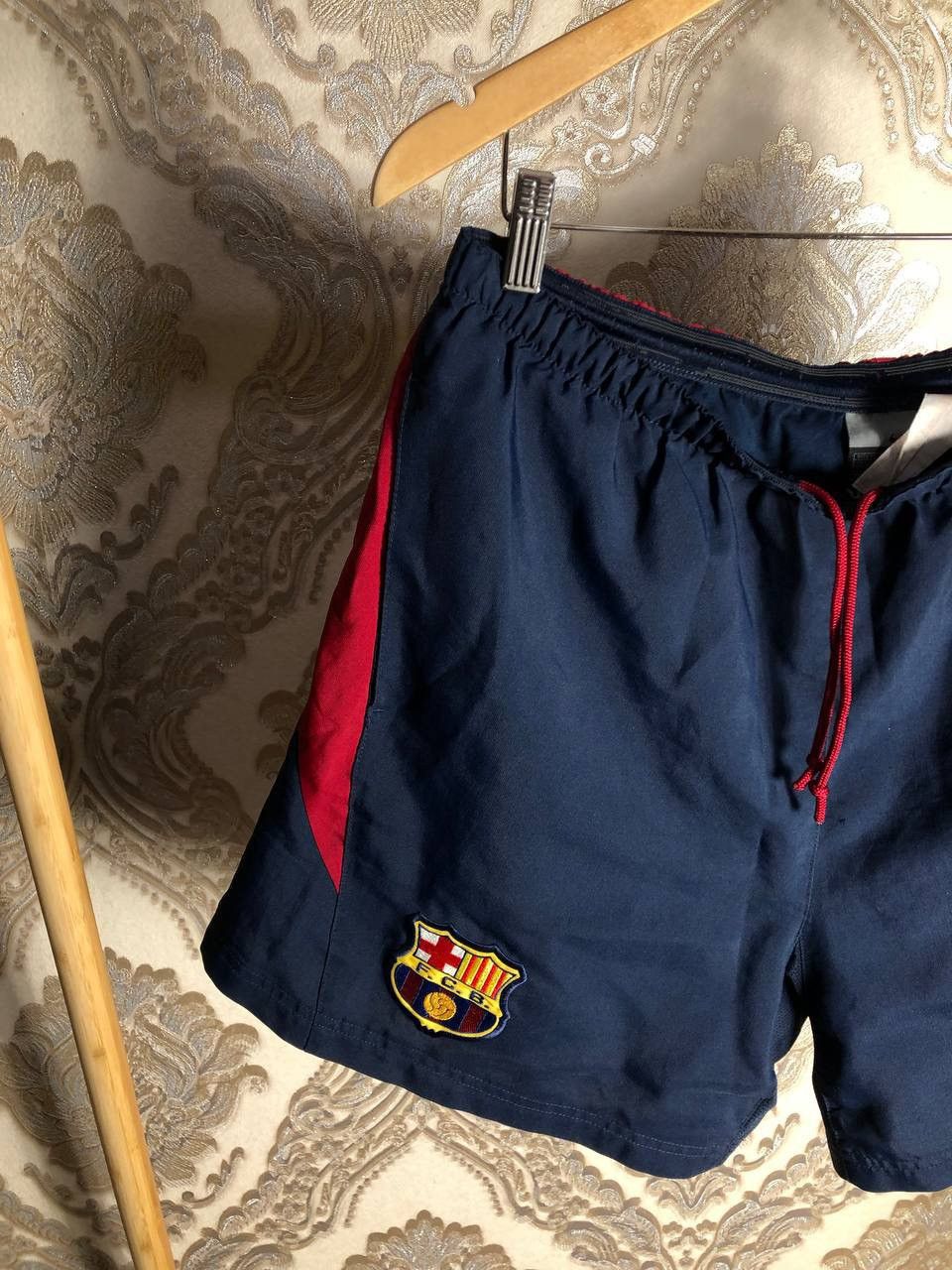 Nike VINTAGE NIKE FC BARCELONA SPAIN SOCCER JERSEY RETRO Y2K 90s Size US M / EU 48-50 / 2 - 3 Thumbnail