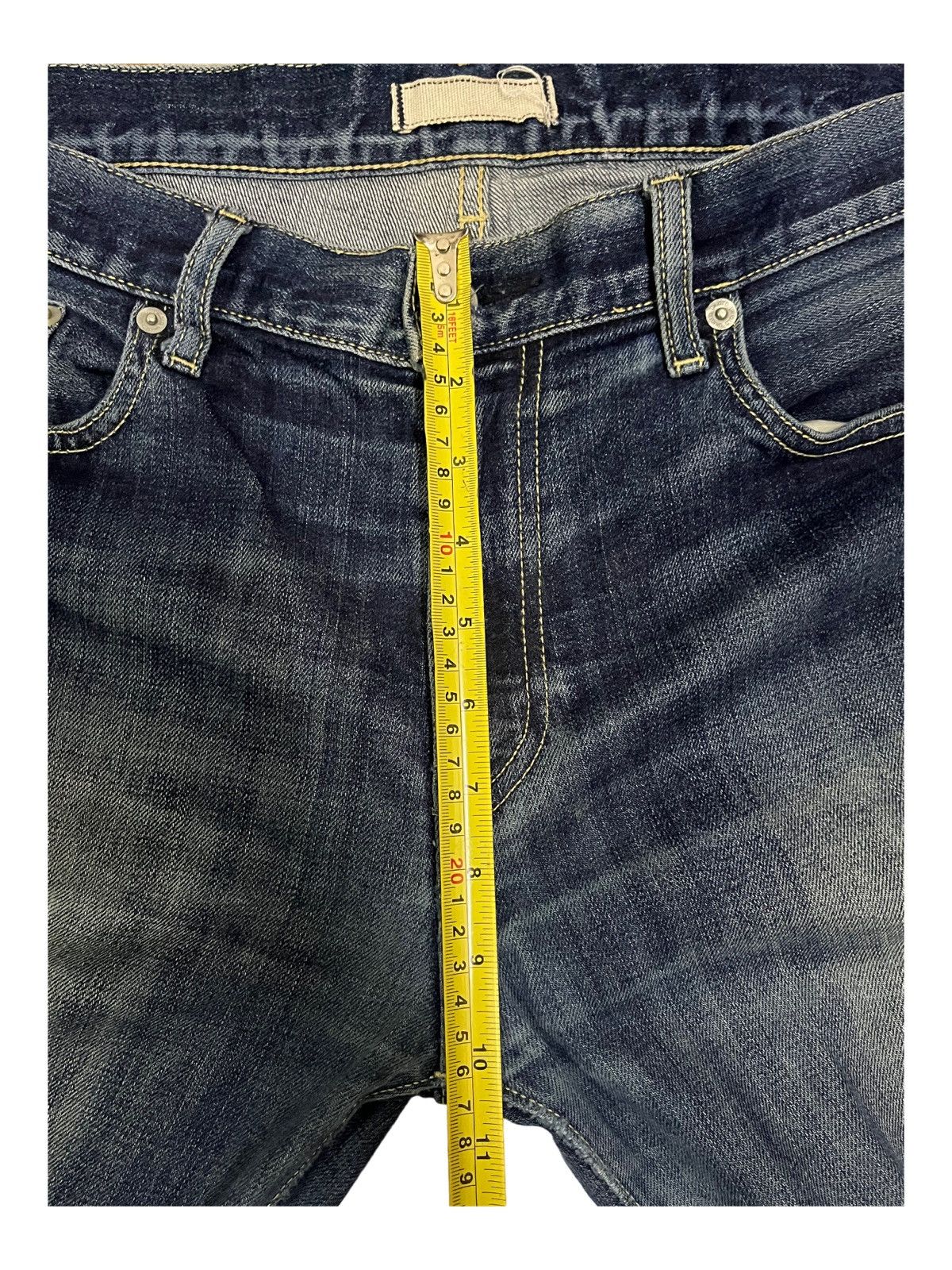 Japanese Brand × Jun Takahashi × Uniqlo Vintage Uniqlo Selvedge Blue Naturally Distressed Jeans Size US 36 / EU 52 - 13 Thumbnail