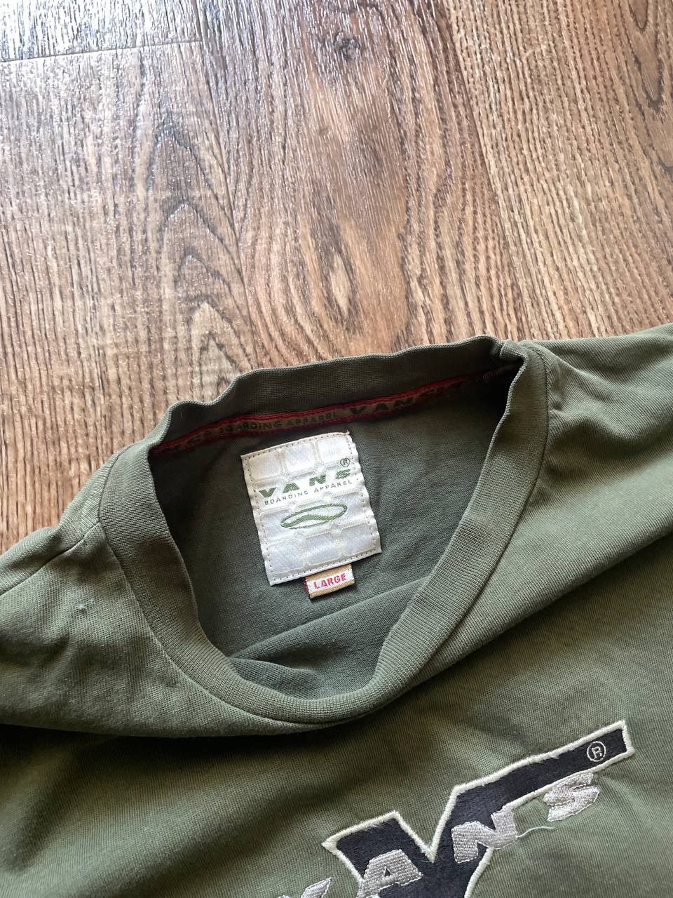 Vans Rare!! Vintage VANS TEES tshirt GREEN colour made in usa Size US L / EU 52-54 / 3 - 7 Thumbnail