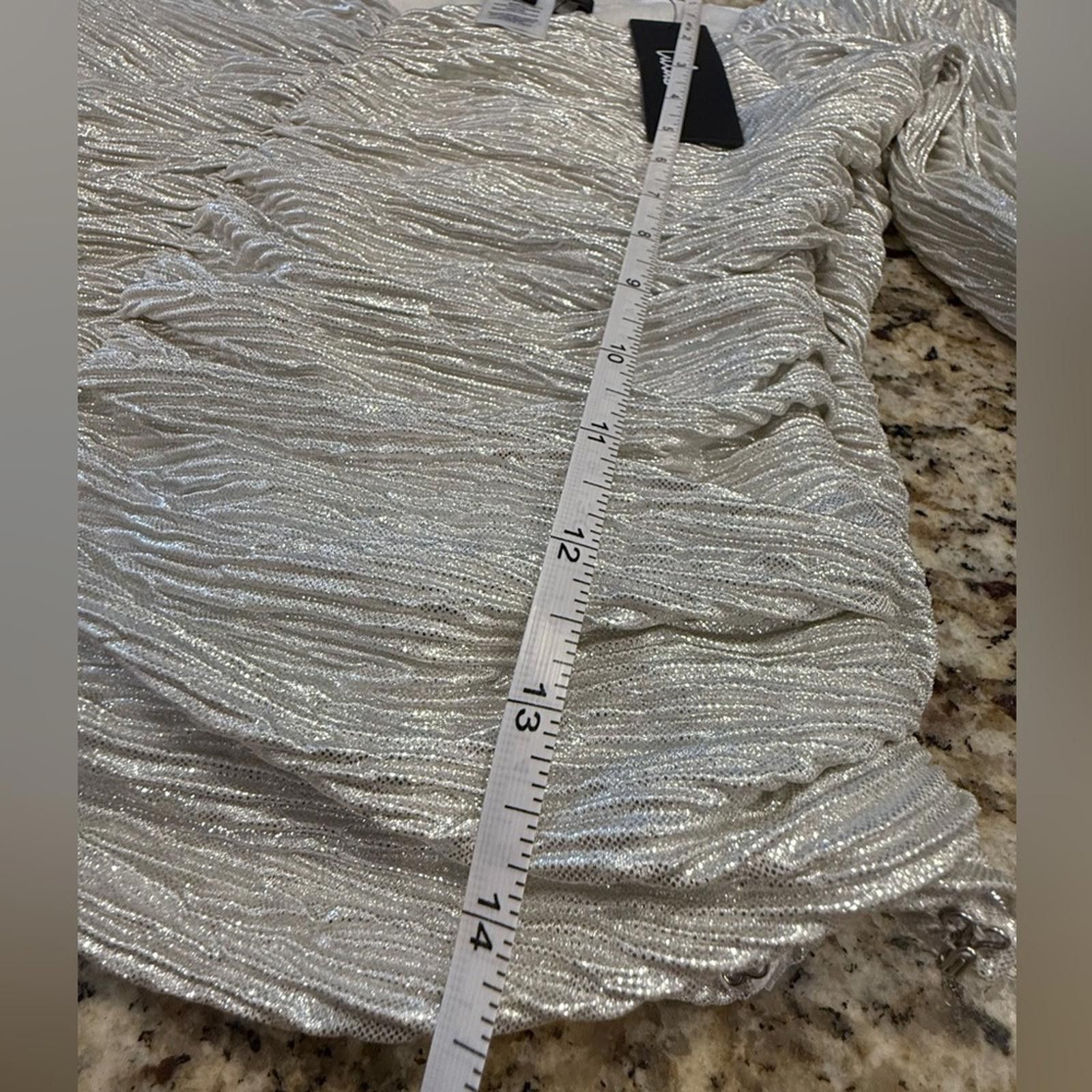 Lulus Lulus silver shimmery crop top shirred ruching SZ SM Size S / US 4 / IT 40 - 10 Thumbnail