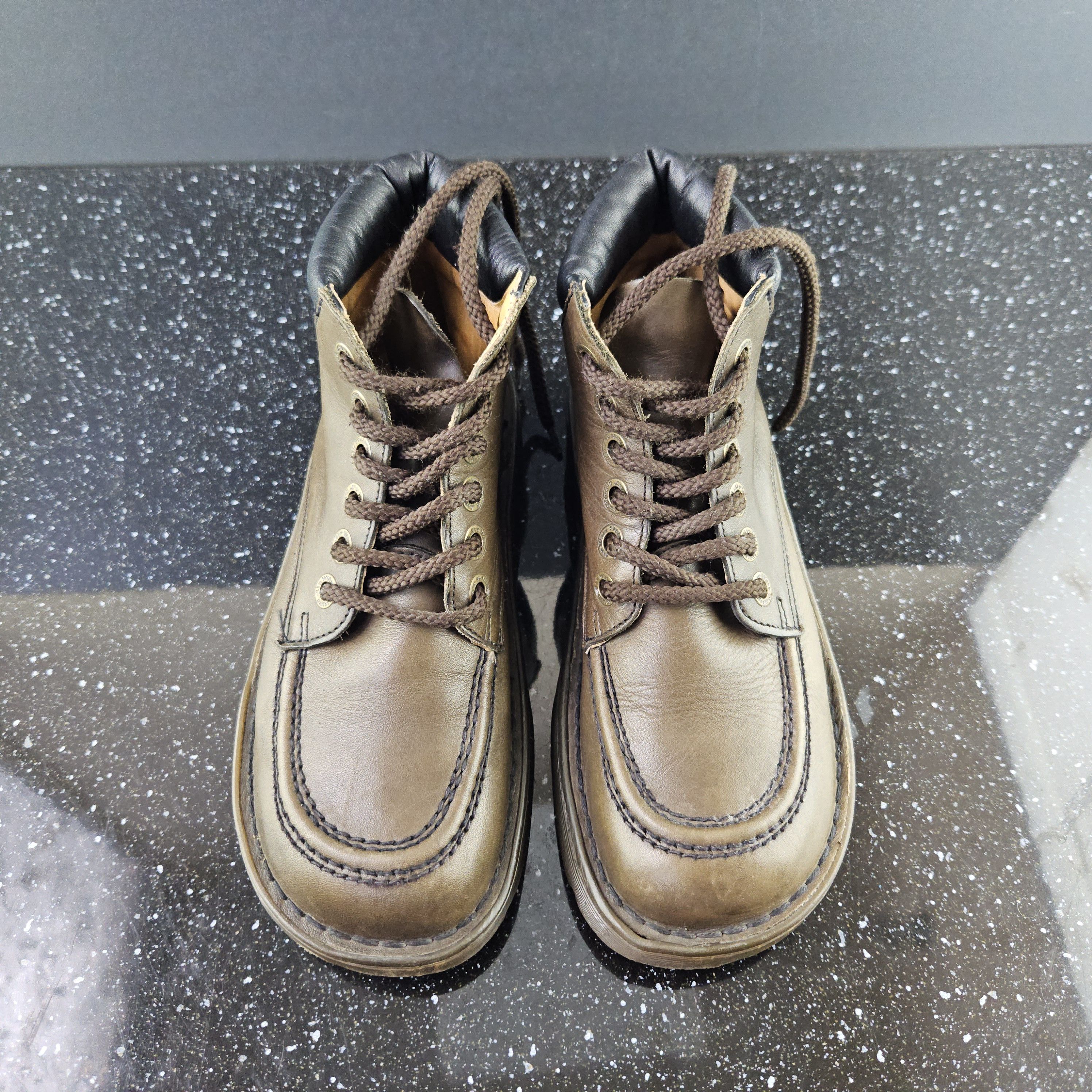 Dr. Martens Vintage Dr. Martens Khaki leather boots Sz 5 UK Size US 6 / EU 39 - 9 Thumbnail