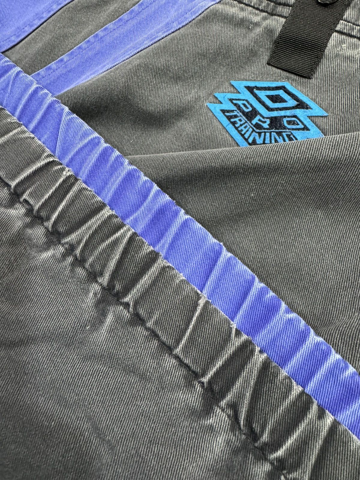 Umbro Vintage 90s Umbro Manchester United Jacket Size US XL / EU 56 / 4 - 23 Thumbnail