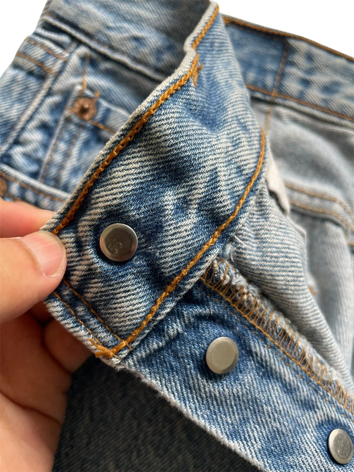 Levi's × Vintage Vintage 90s Levis 501 Blue Washed Jeans 28x32 Size US 28 / EU 44 - 9 Thumbnail