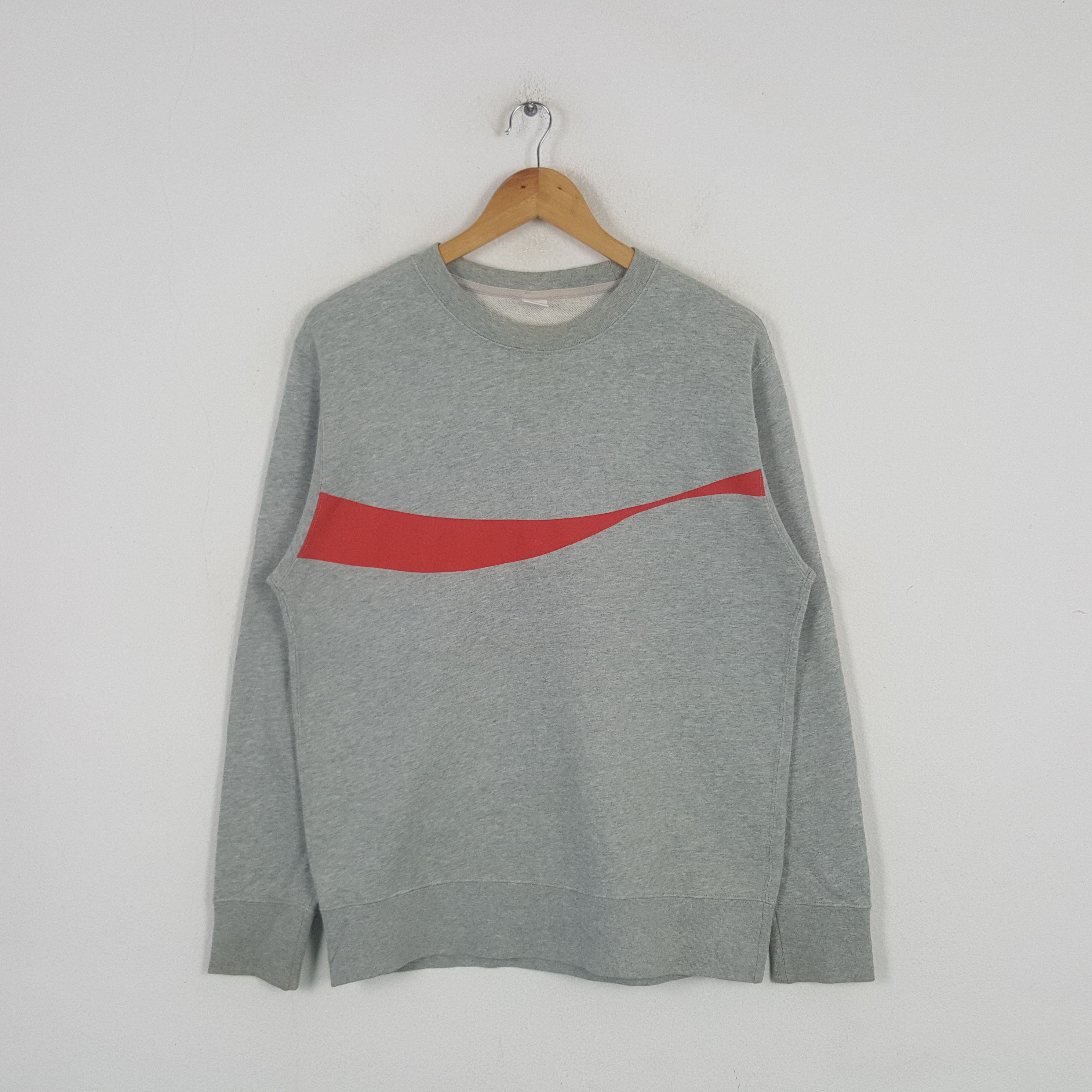Coca Cola Vintage Coca Cola X Uniqlo Japanese Promo Sweatshirt C296N12 Size US M / EU 48-50 / 2 - 1 Thumbnail