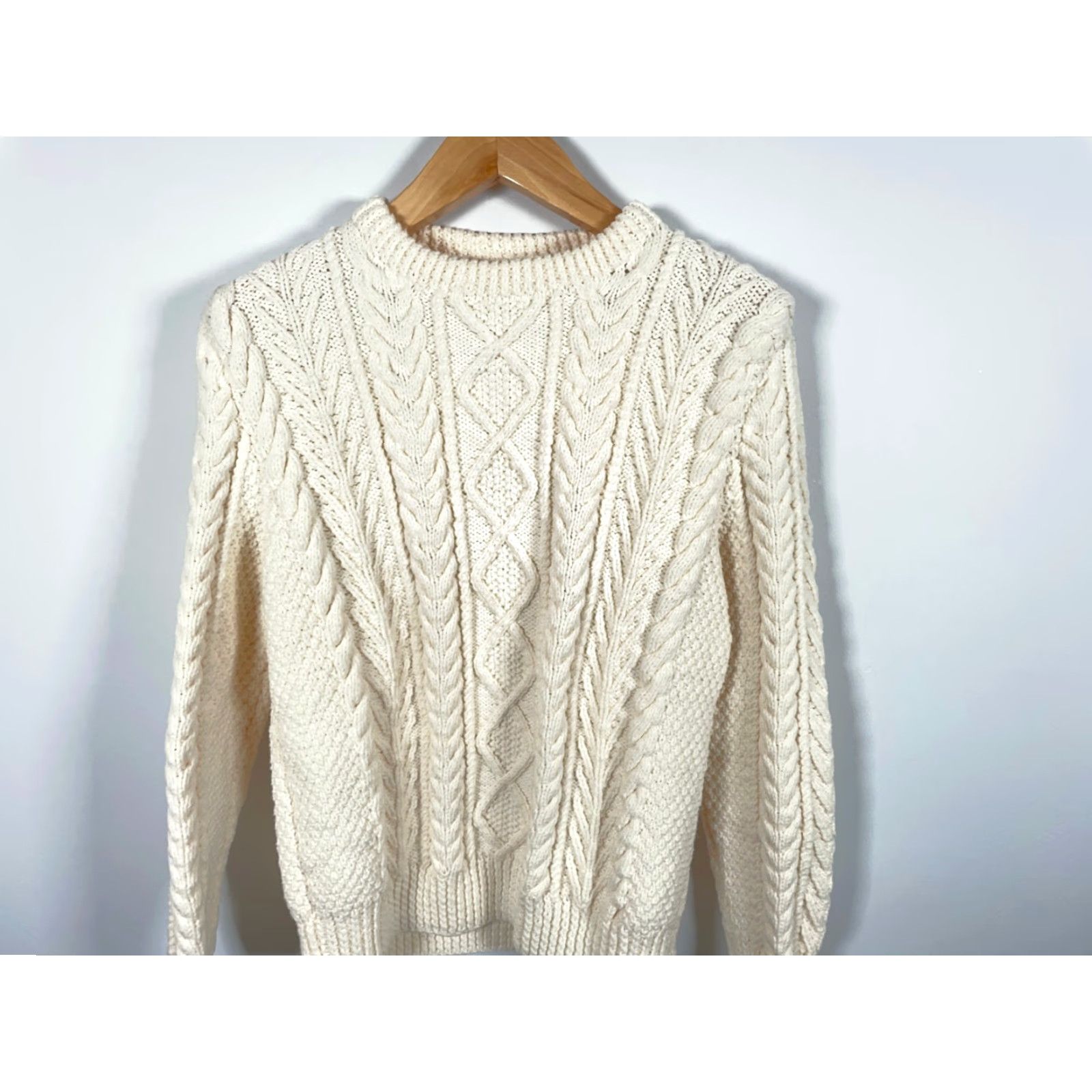 Vintage VINTAGE 70s Wool Cable Knit Sweater Men's XL Ivory Crew Neck Pullover Classic Preppy Retro Warmth Mens Size US XL / EU 56 / 4 - 3 Thumbnail