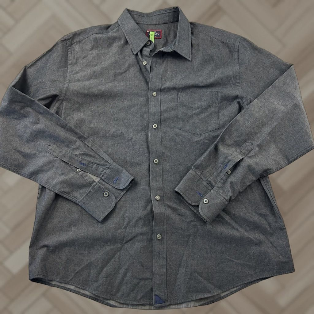 UNTUCKit UNTUCKit Long Sleeve Button-Up 100% Cotton Shirt Men XL Dark Gray Size US XL / EU 56 / 4 - 1 Thumbnail